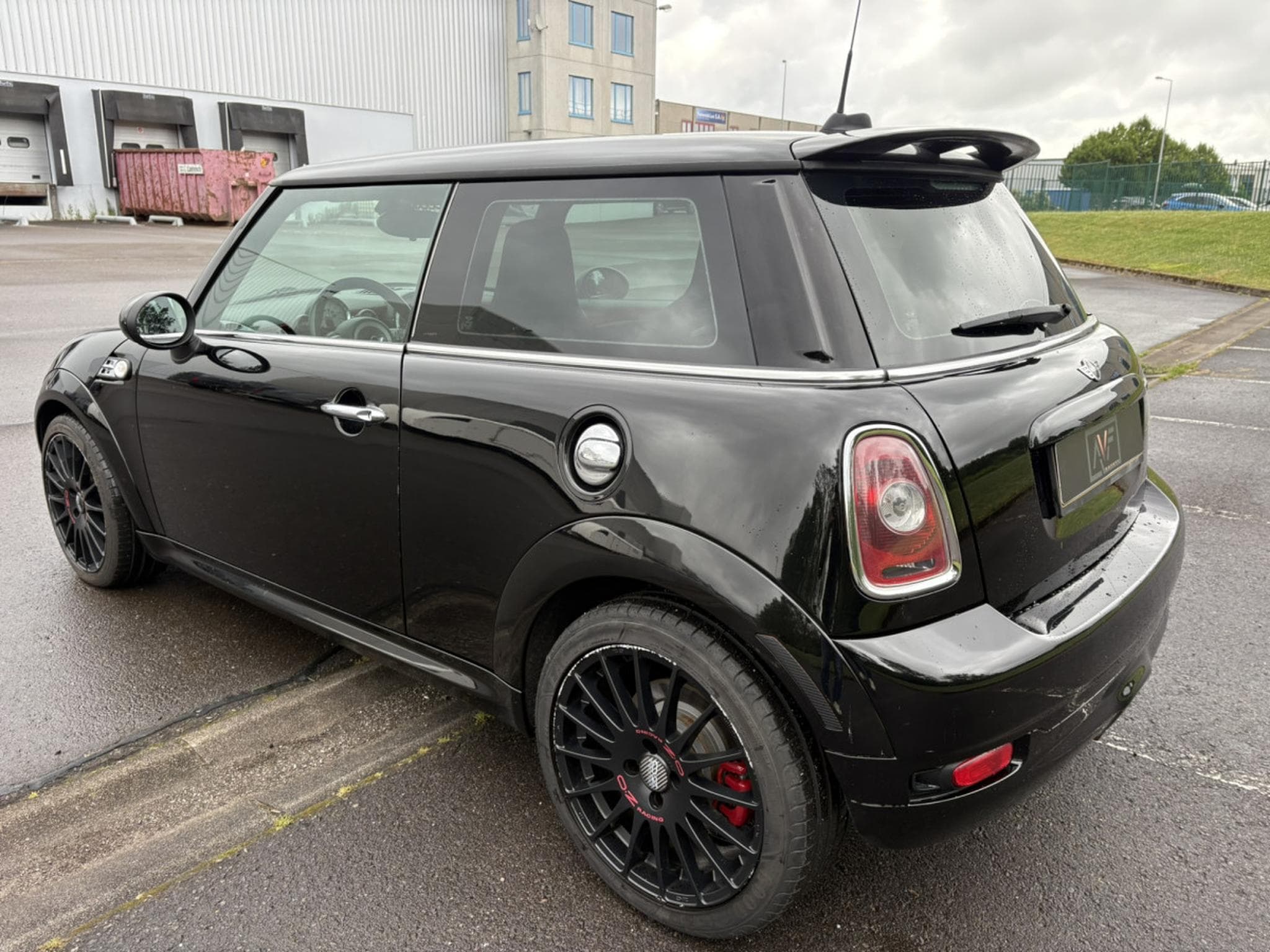 Mini Cooper John Cooper Works R56 - Toit ouvrant - Siège Recaro - Naviga (2008) - Foto 4