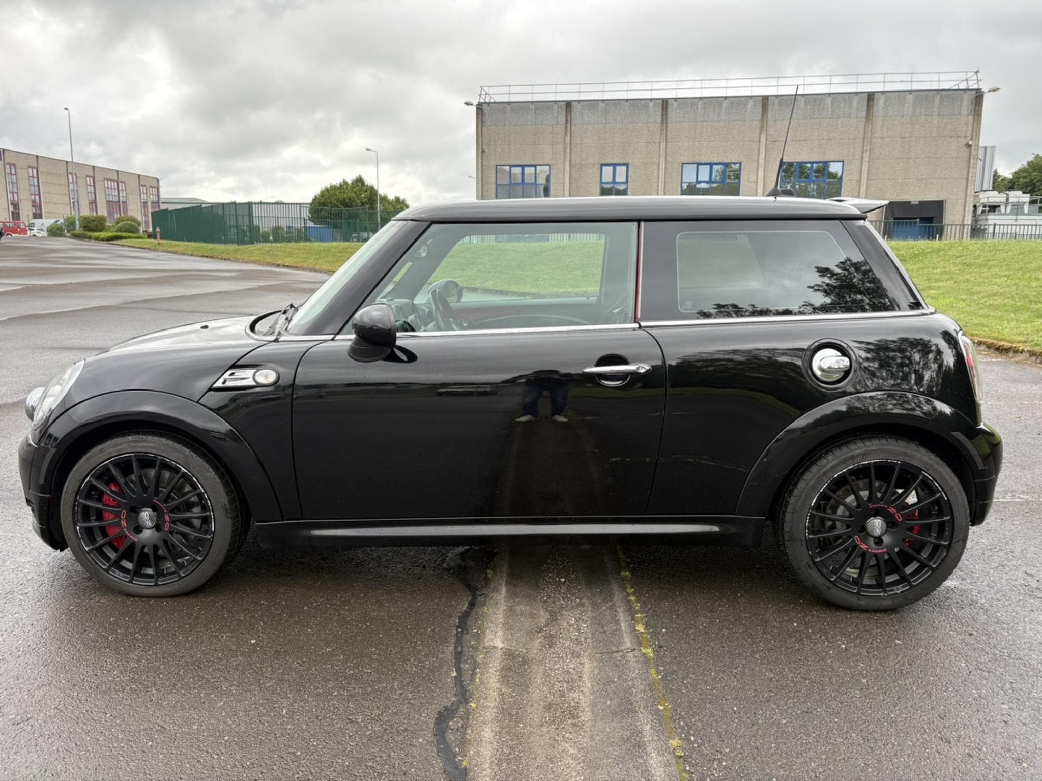 Mini Cooper John Cooper Works R56 - Toit ouvrant - Siège Recaro - Naviga (2008) - Foto 6