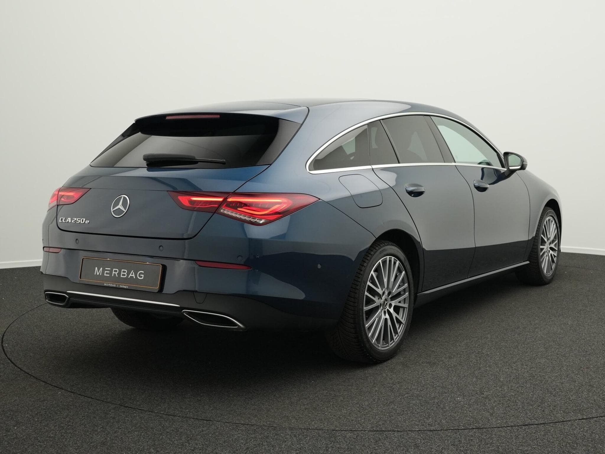 Mercedes CLA 250 e Shooting B Multi+Pano+360°+AHK (2023) - Foto 3