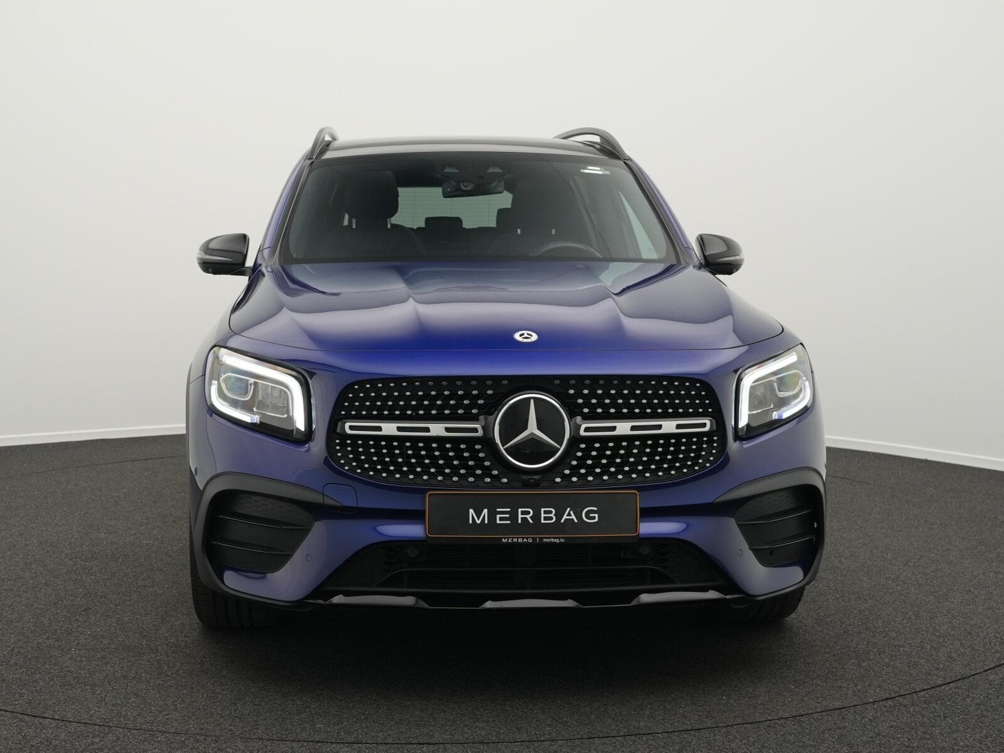 Mercedes GLB 250 4MATIC LED+360°+Pano+Night (2020) - Photo 2