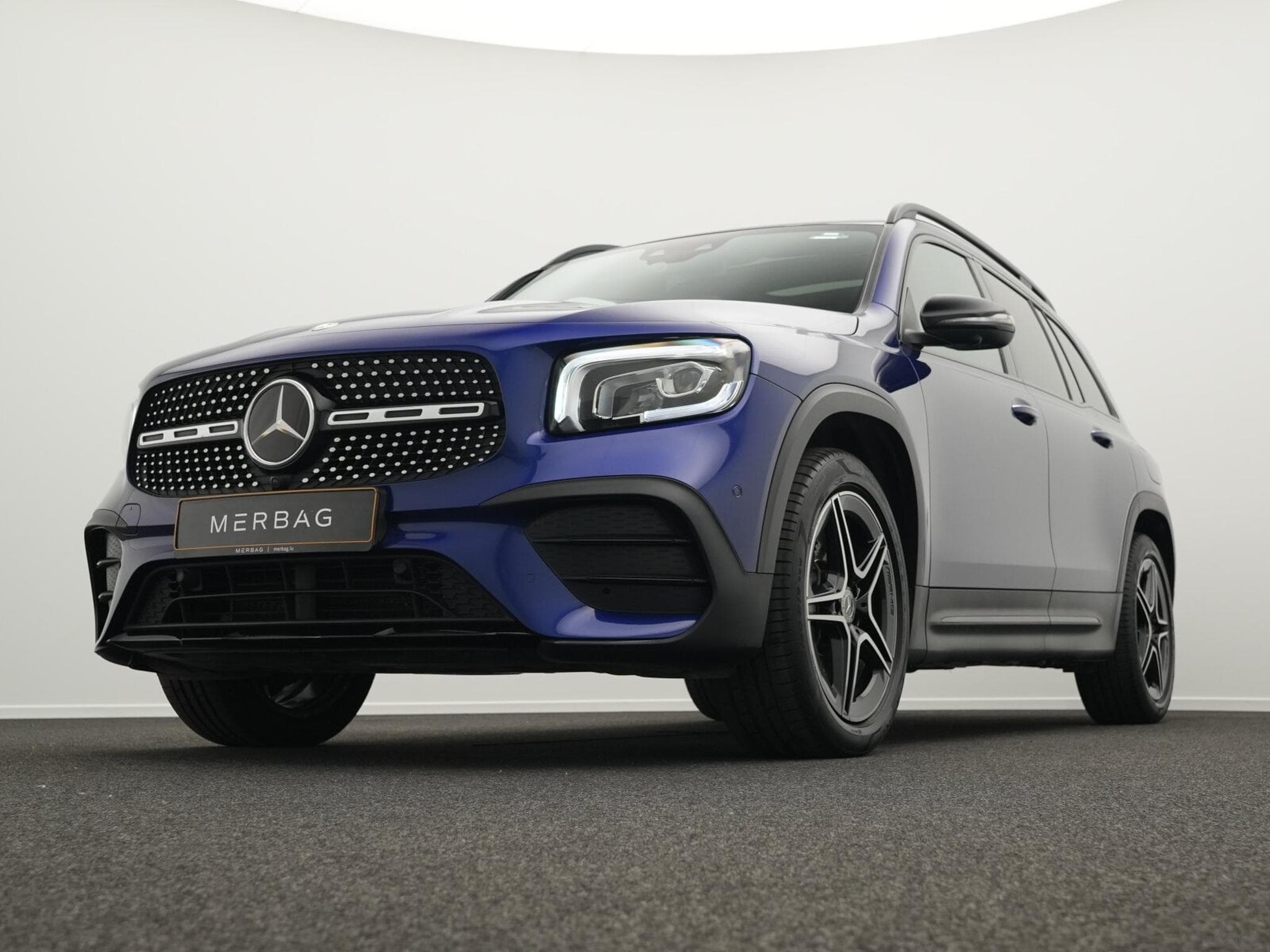 Mercedes GLB 250 4MATIC LED+360°+Pano+Night (2020) - Photo 8