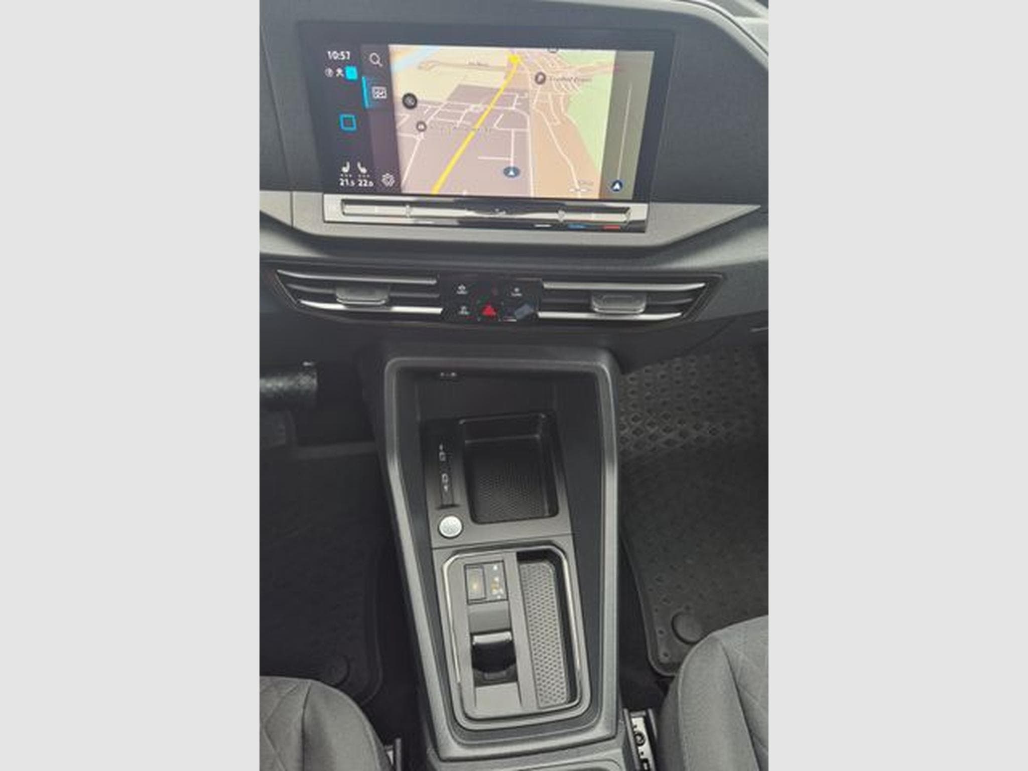 VW Caddy Caddy 1.5 Life DSG, AHK,, LED, Navi. (2022) - Photo 11