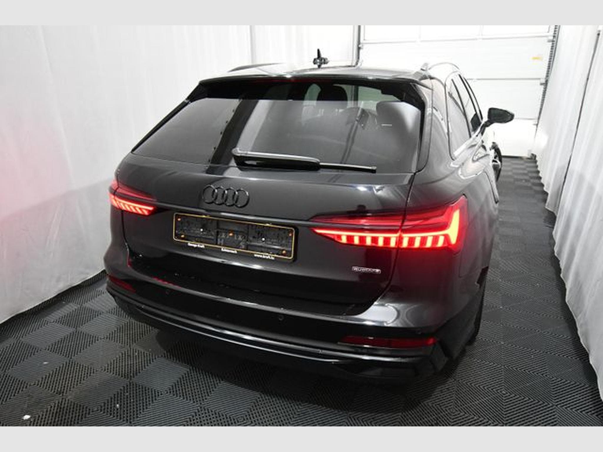 Audi A6 A6 Avant 50 TDI quattro S line, AHK, Pano. (2024) - Photo 4