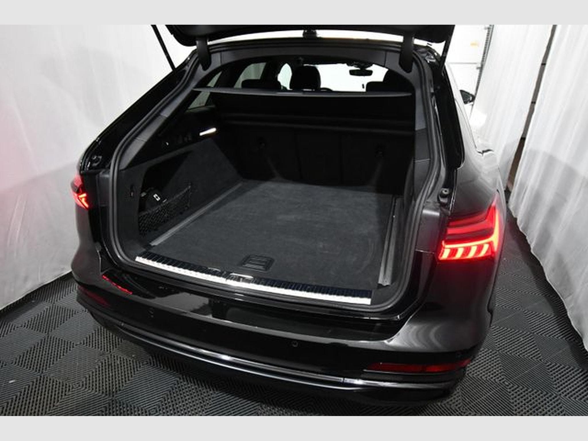 Audi A6 A6 Avant 50 TDI quattro S line, AHK, Pano. (2024) - Photo 5