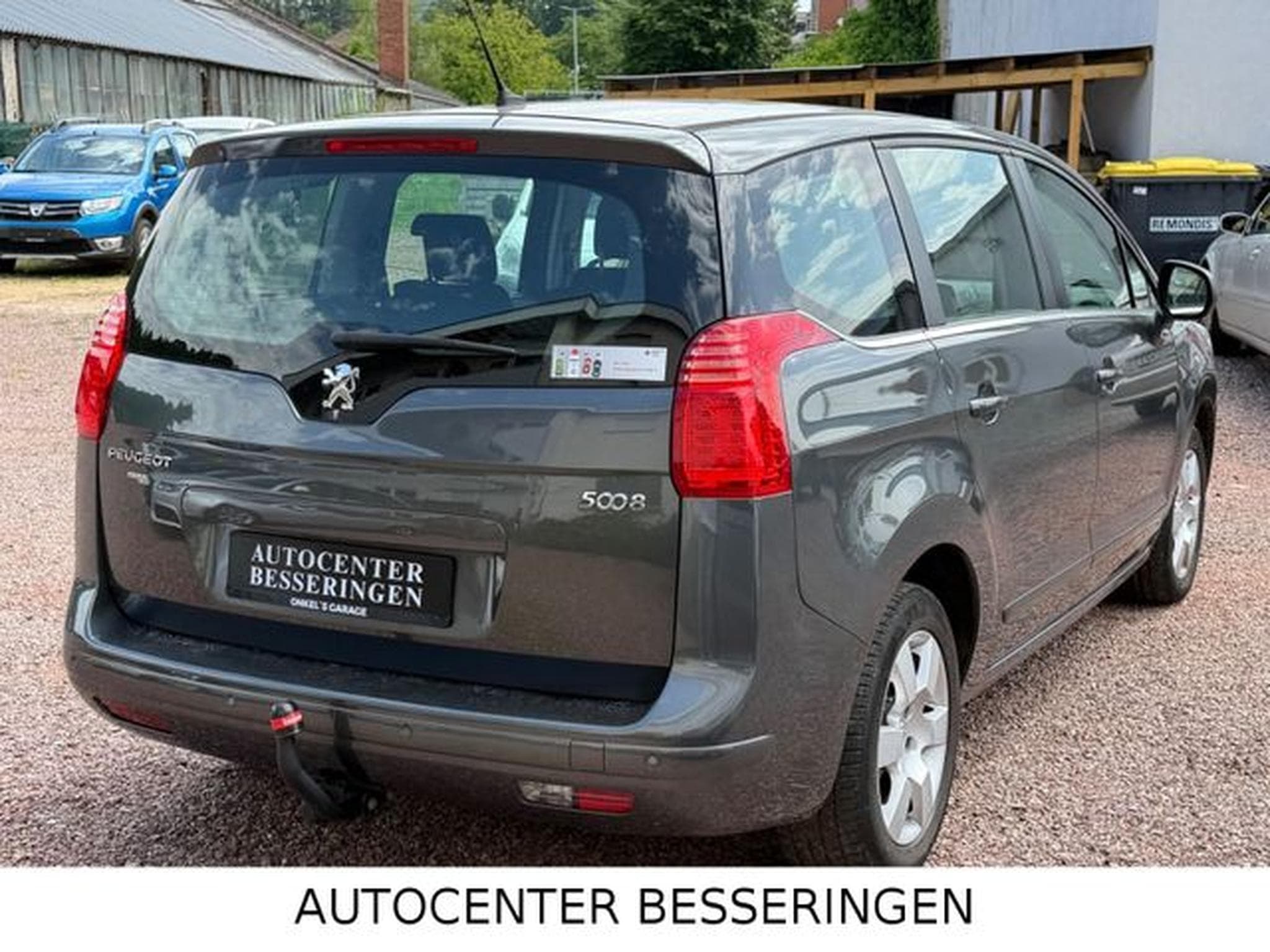 Peugeot 5008 5008 * 7-SITZER * TÜV NEU * KLIMA * (2013) - Photo 3