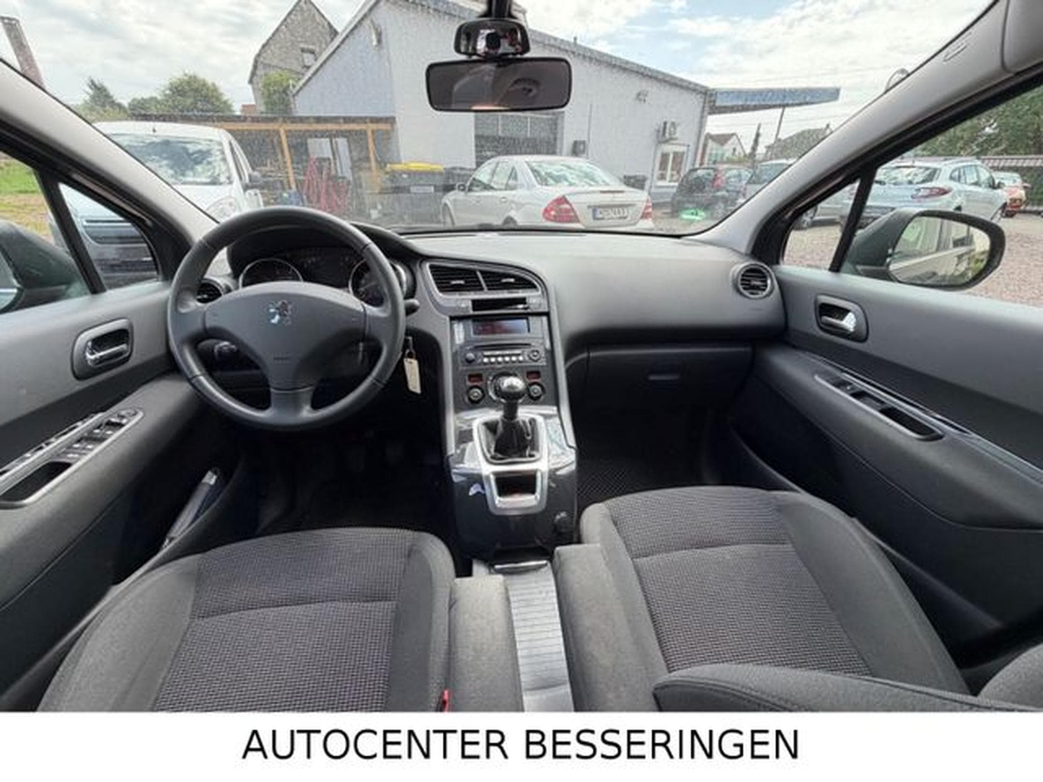 Peugeot 5008 5008 * 7-SITZER * TÜV NEU * KLIMA * (2013) - Photo 5