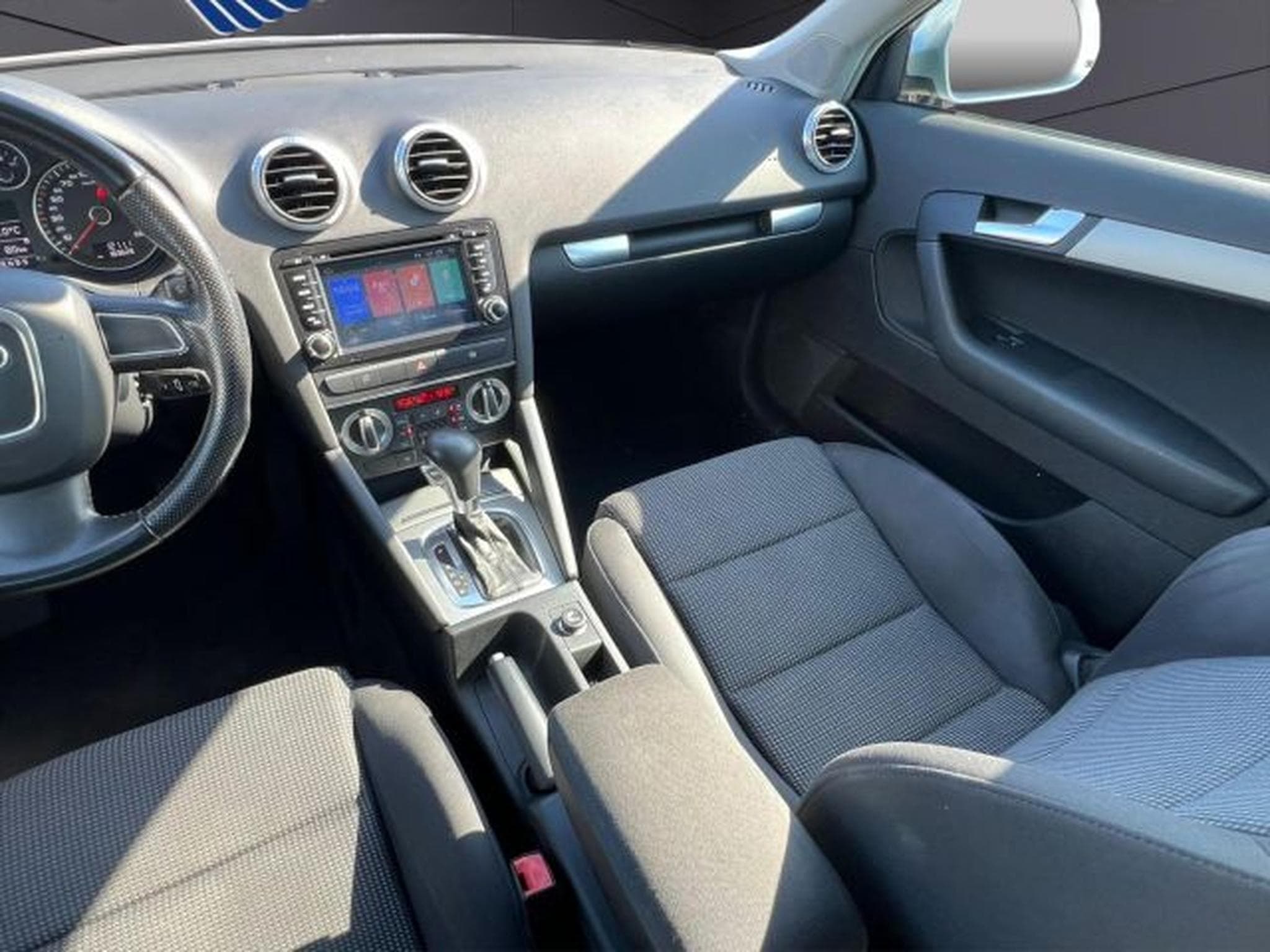 Audi A3 A3 Sportback NAVI,KLIMA,AUTOMATIK,SHZ,PDC,BT (2009) - Foto 11