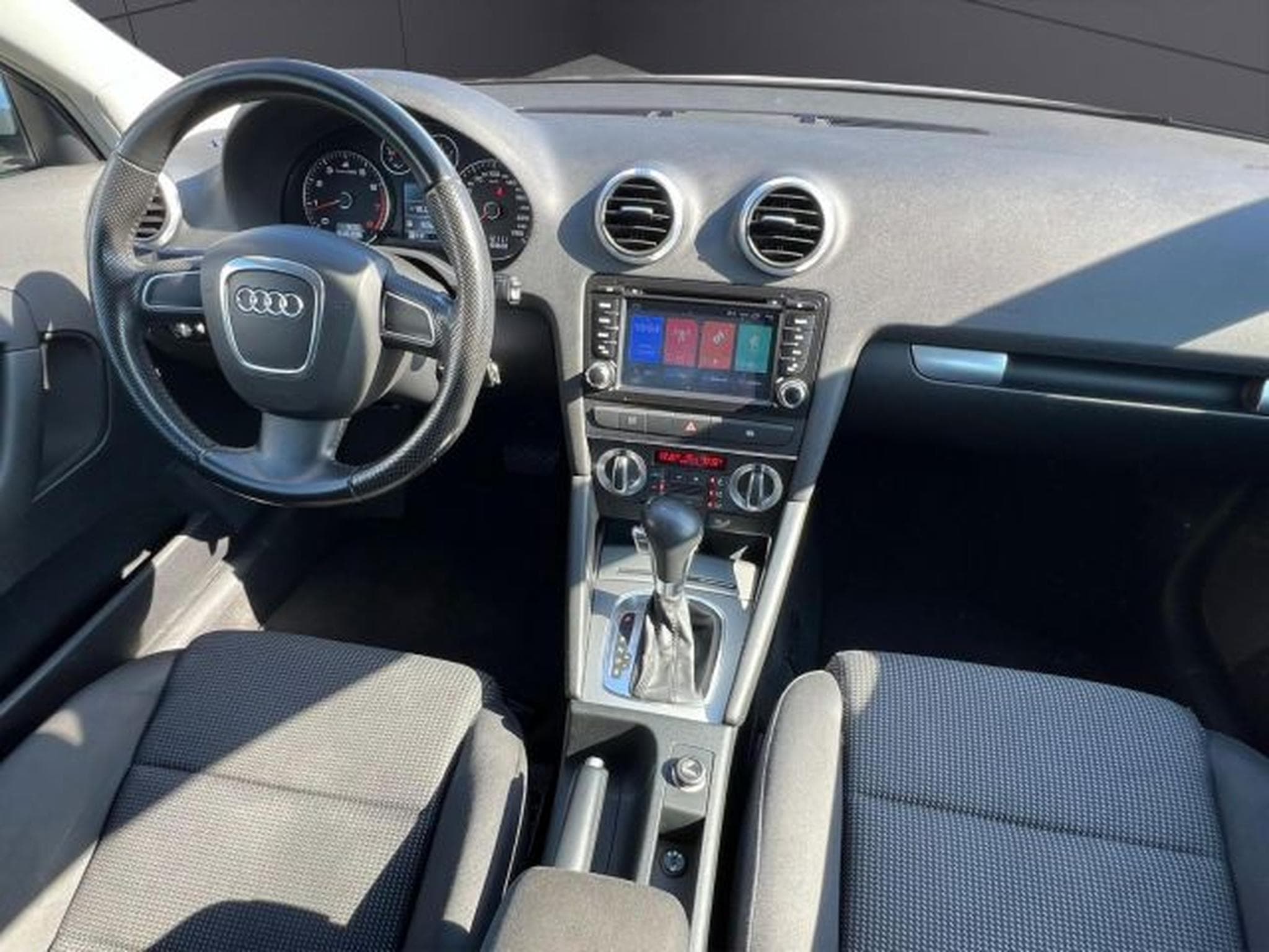 Audi A3 A3 Sportback NAVI,KLIMA,AUTOMATIK,SHZ,PDC,BT (2009) - Foto 14
