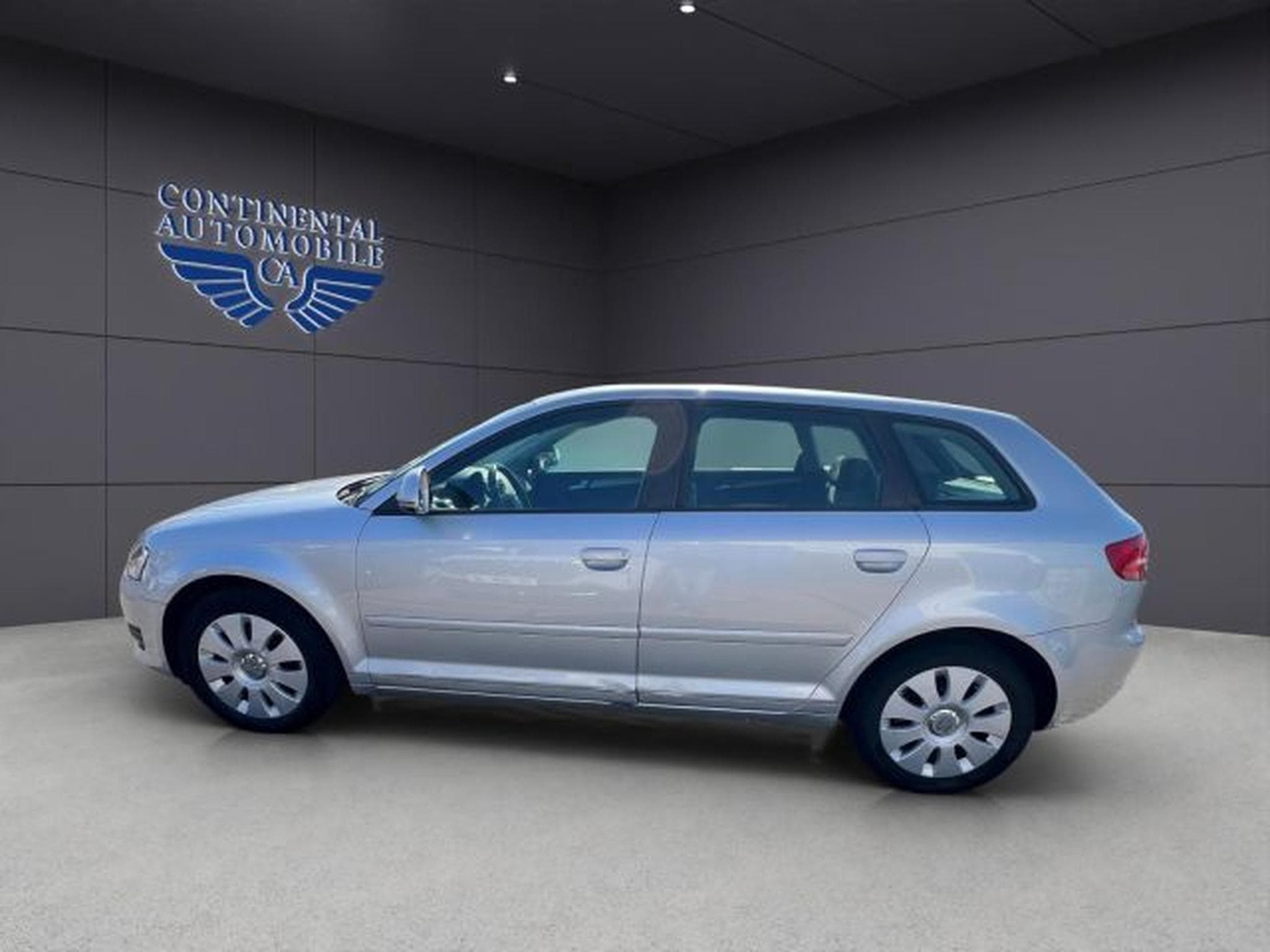 Audi A3 A3 Sportback NAVI,KLIMA,AUTOMATIK,SHZ,PDC,BT (2009) - Foto 2