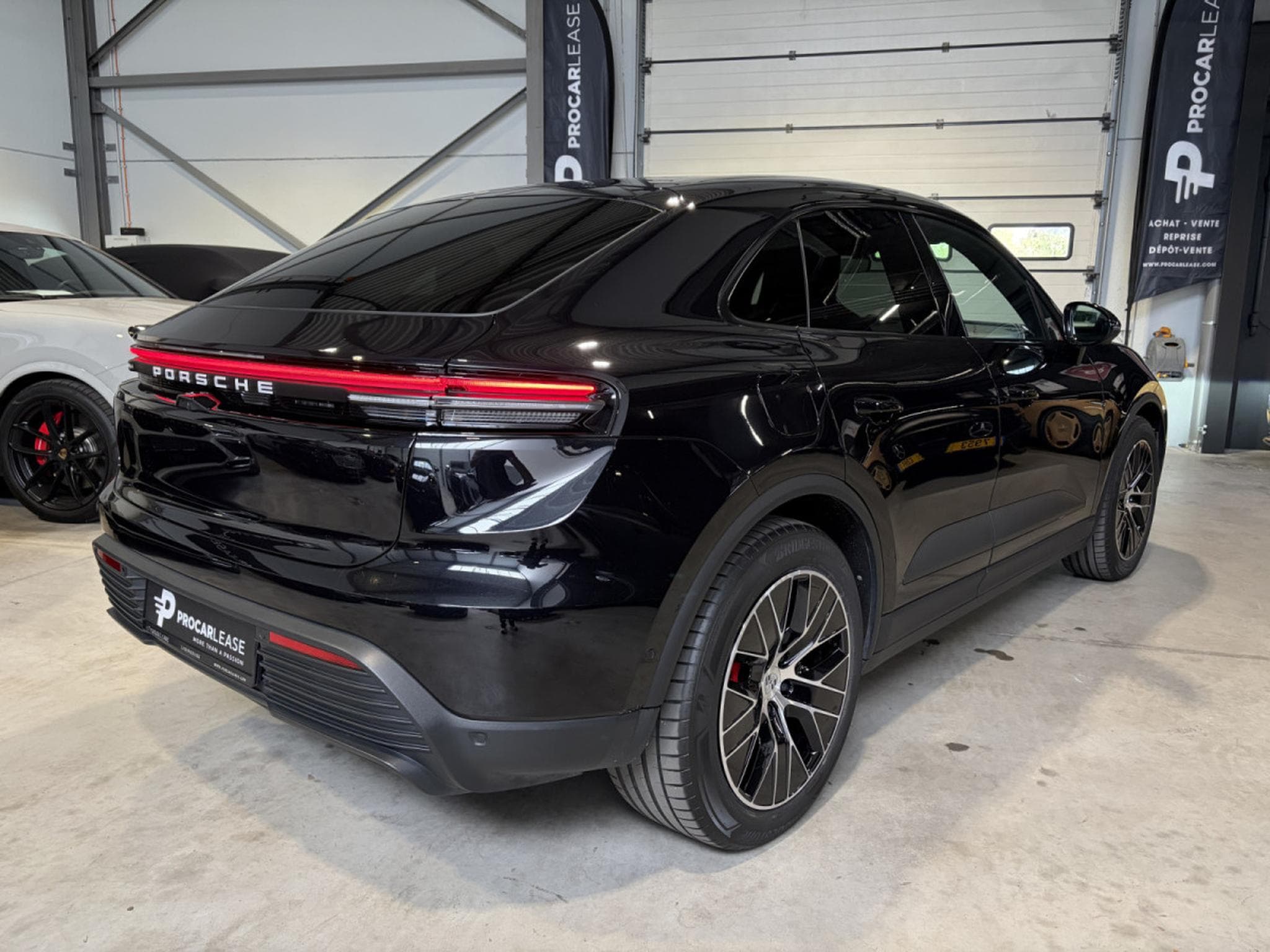 Porsche Macan MACAN 4S (2025) - Photo 8