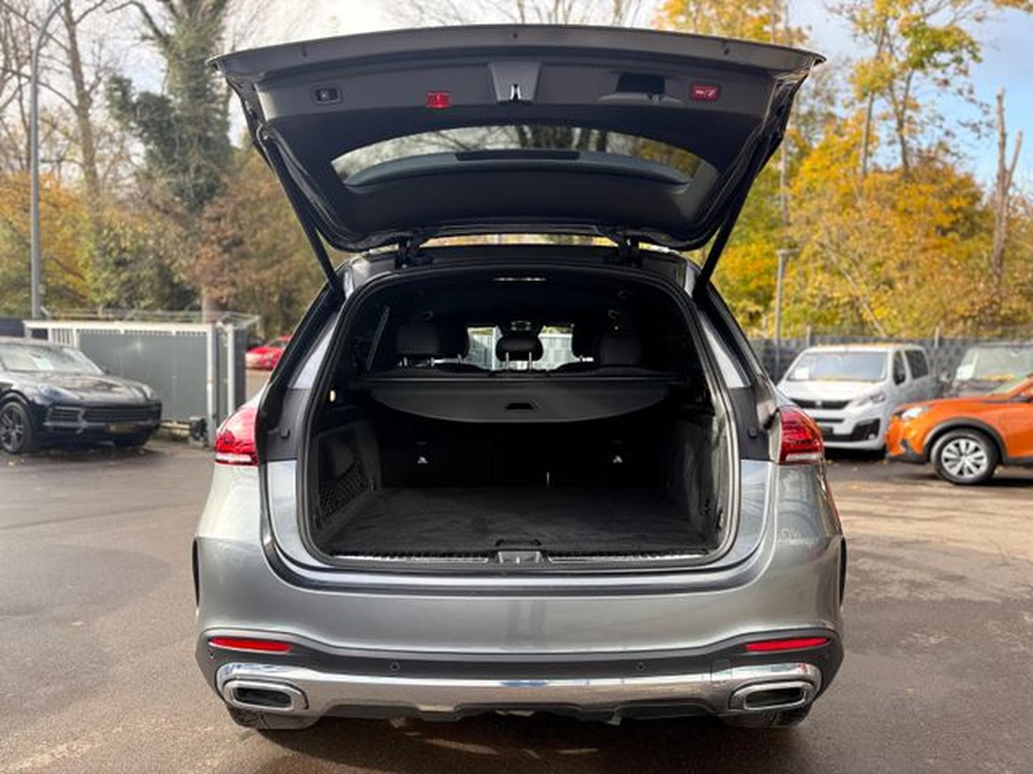 Mercedes GLE 450 GLE 450 4M AMG-LINE*AIRMATIC*EL.AHK*DISTRONIC* (2022) - Photo 9