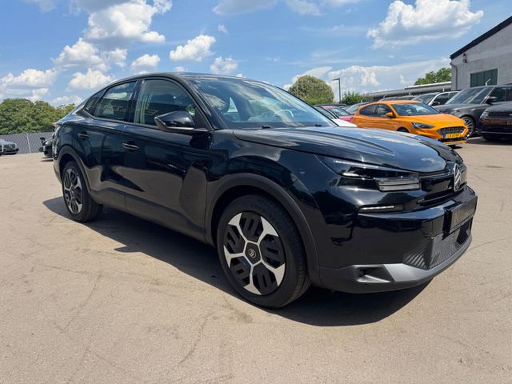Citroën C4 X C4 X e PLUS 115 KW *RANGE EXTENDER*1.HD*LED*AUT (2025) - Photo 4