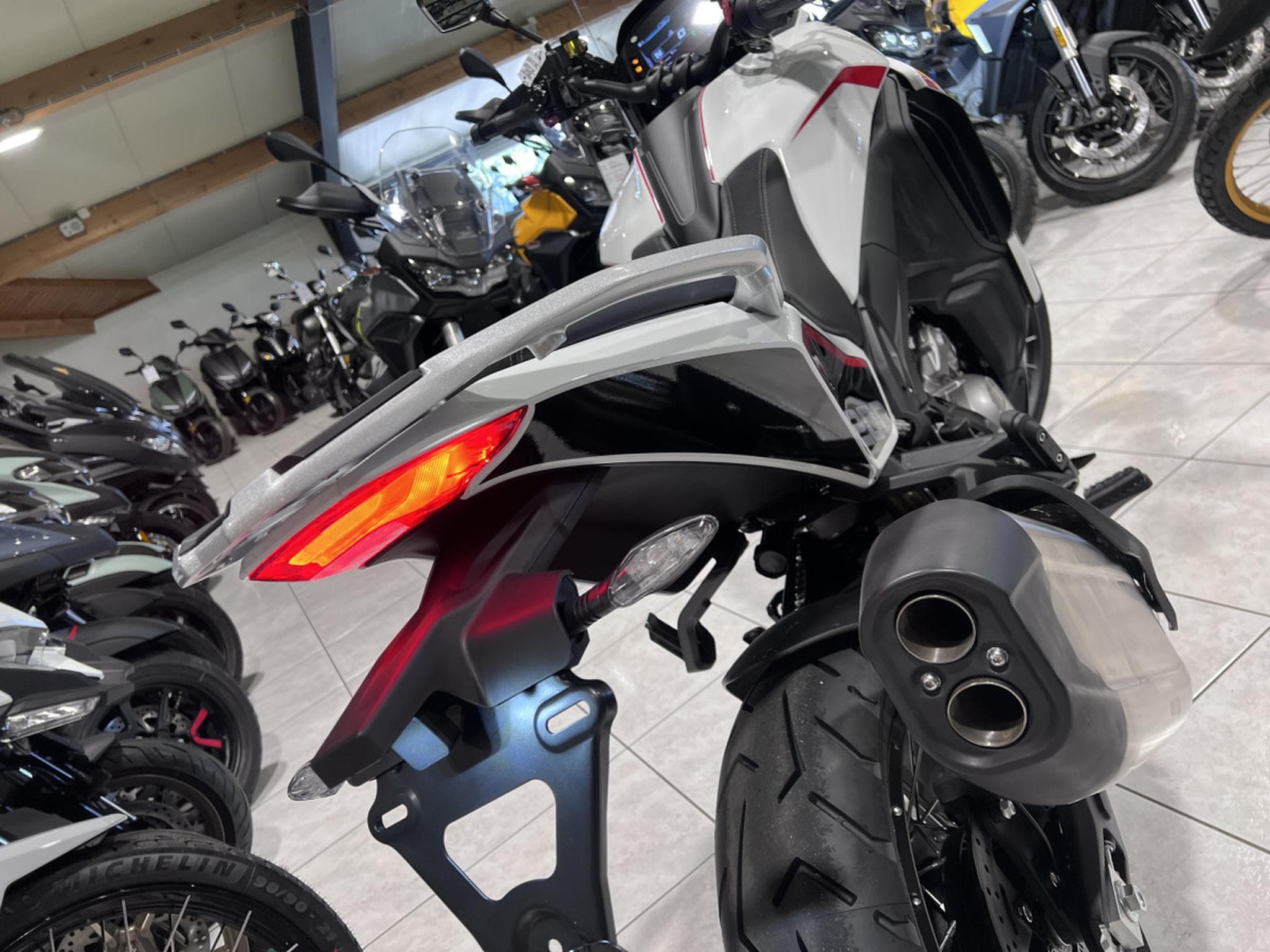 Moto Morini X-Cape 1200 (2026) - Photo 5