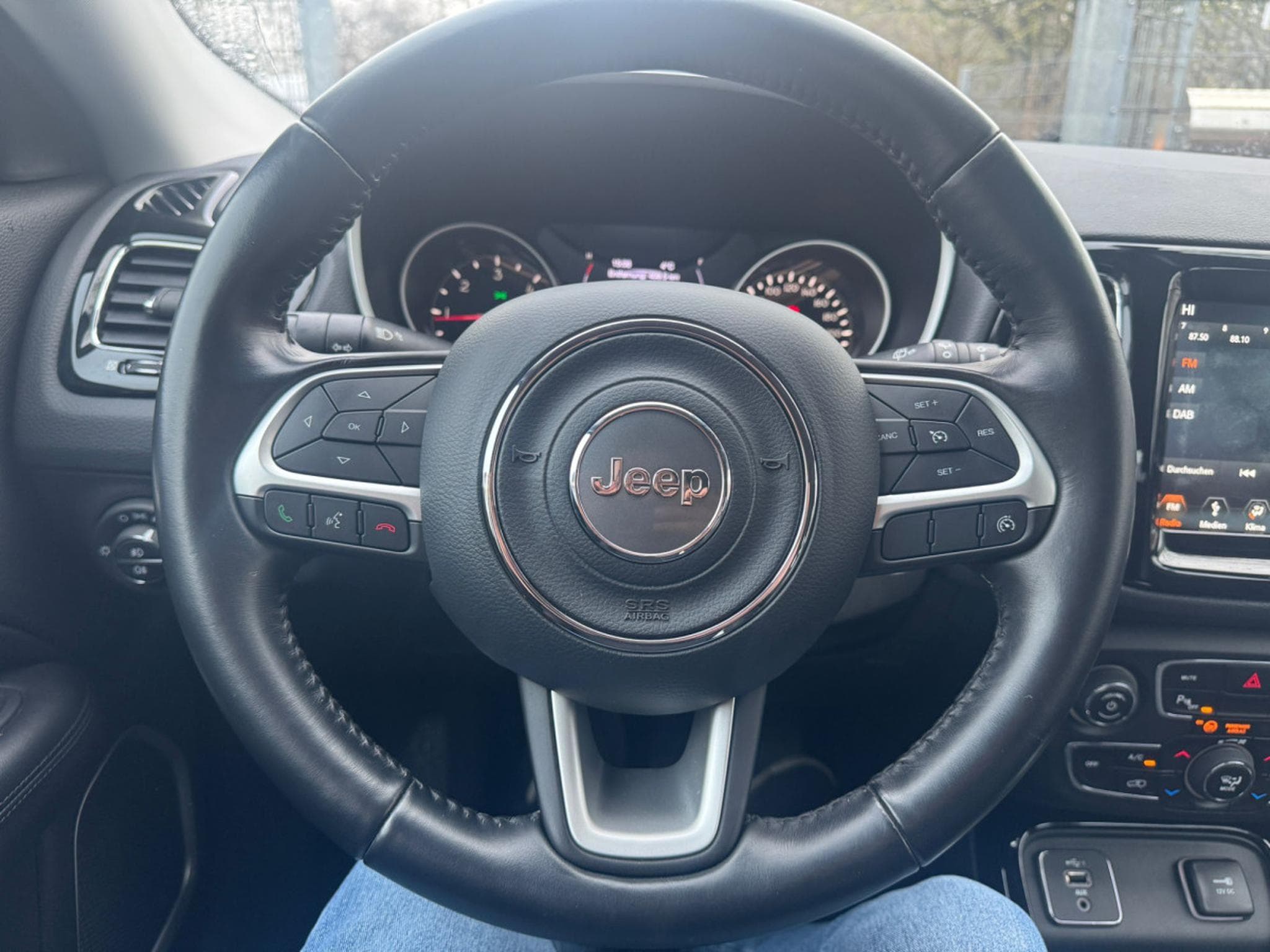 Jeep Compass JEEP COMPASS LONGITUDE LEDER NAVI KAMERA (2019) - Foto 14