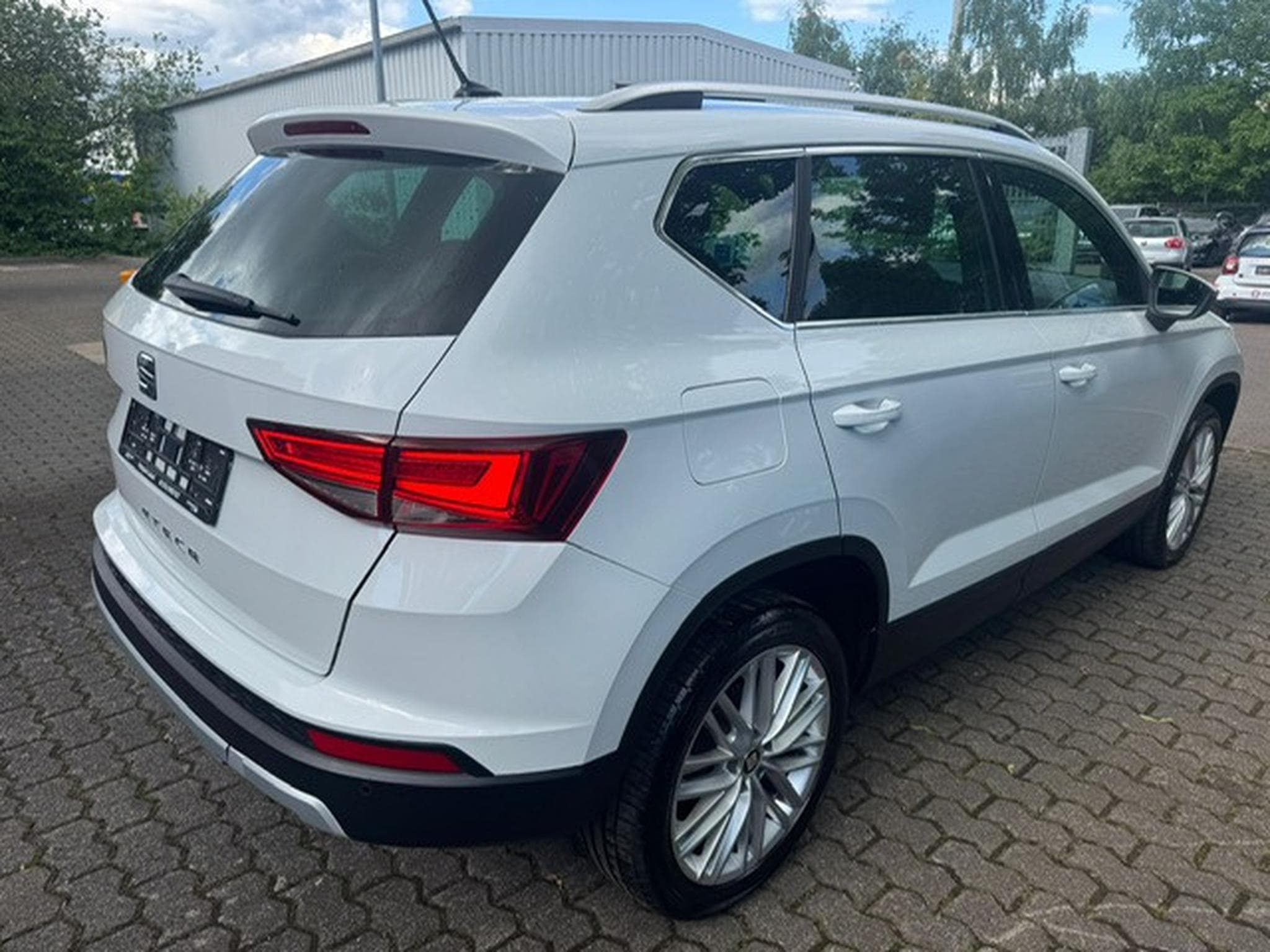 Seat Ateca SEAT ATECA Xcellence LED NAVI AHK BLUETOOTH (2017) - Foto 6