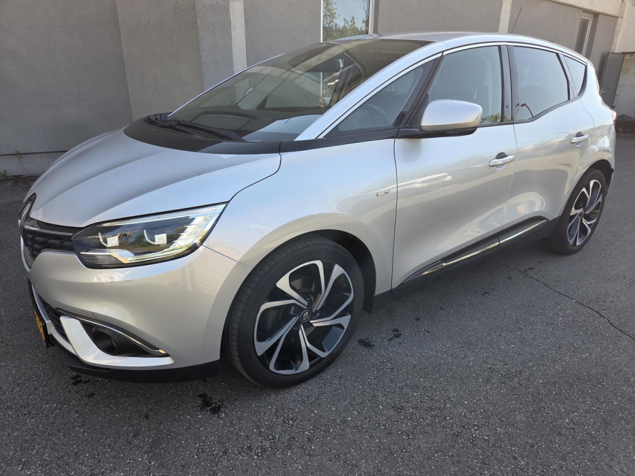 Renault Scenic 1.6 Dci 130 CV Bose Edition Garantie 12 Mois (2018) - Photo 3