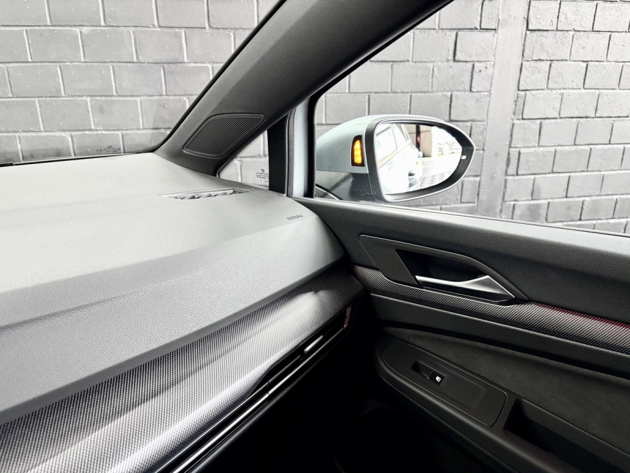 VW Golf GTE PHASE 2  1.5 eHybrid 272 CV DSG 6 *PANO * MATRIX * TÊTE (2025) - Photo 13