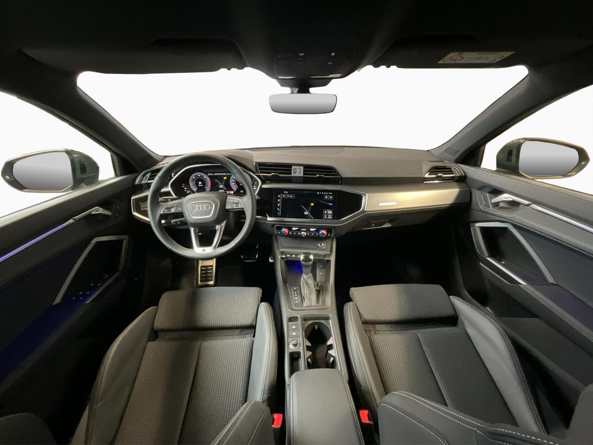 Audi Q3 SB+S-Line+35TDI+S-Tronic+P.Premium (2025) - Photo 2