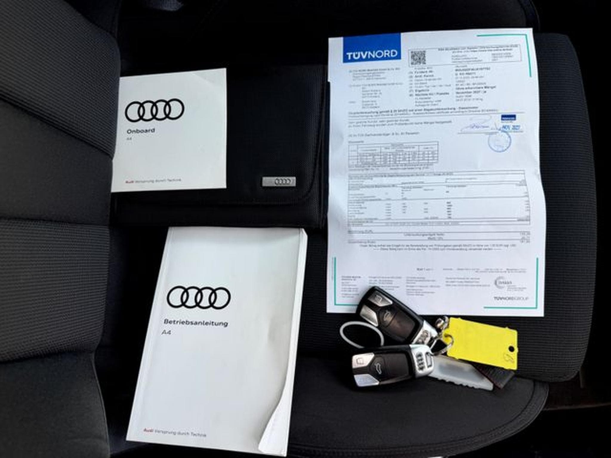 Audi A4 A4 Avant 2.0 TDI S Line Sportpaket *NAVI*AHK* (2018) - Foto 30