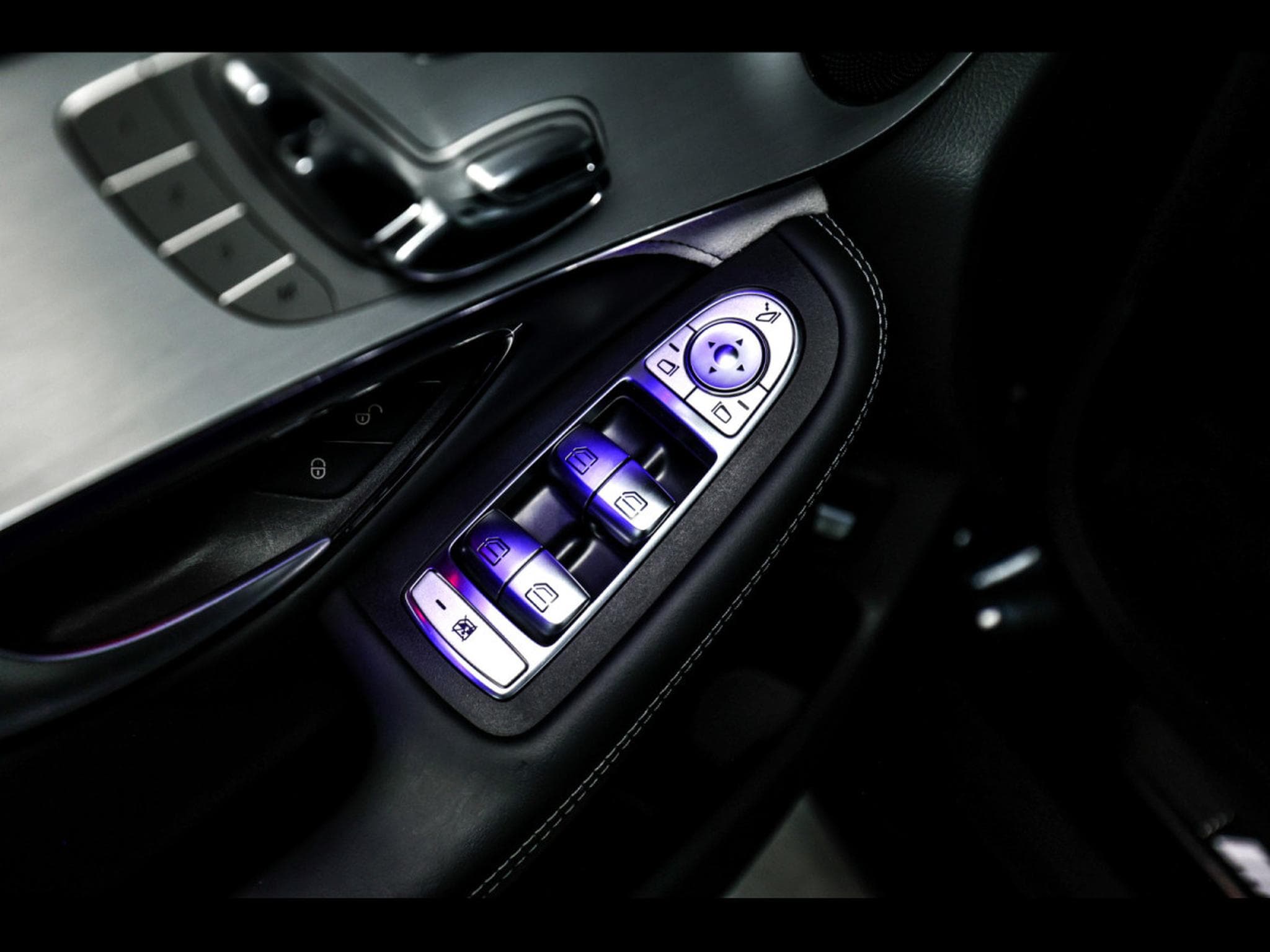 Mercedes GLC 63 AMG S AMG COUPE 4MATIC+ - NIGHT PACK (2022) - Photo 20