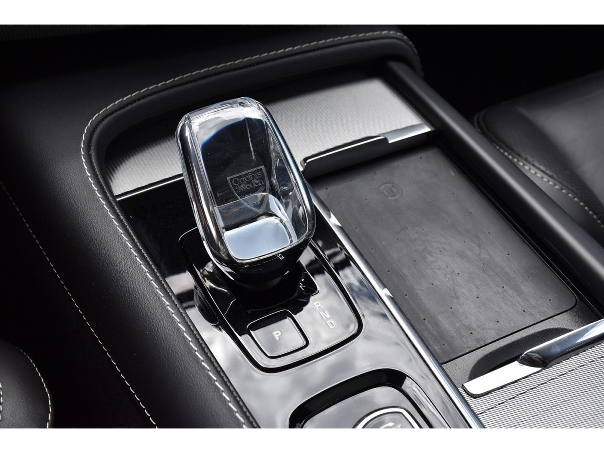 Volvo XC90 2.0 B5 4WD Plus Dark 7Pl. Gear. PANO MEMO HARMAN ATT RMQ 1°M (2023) - Photo 18