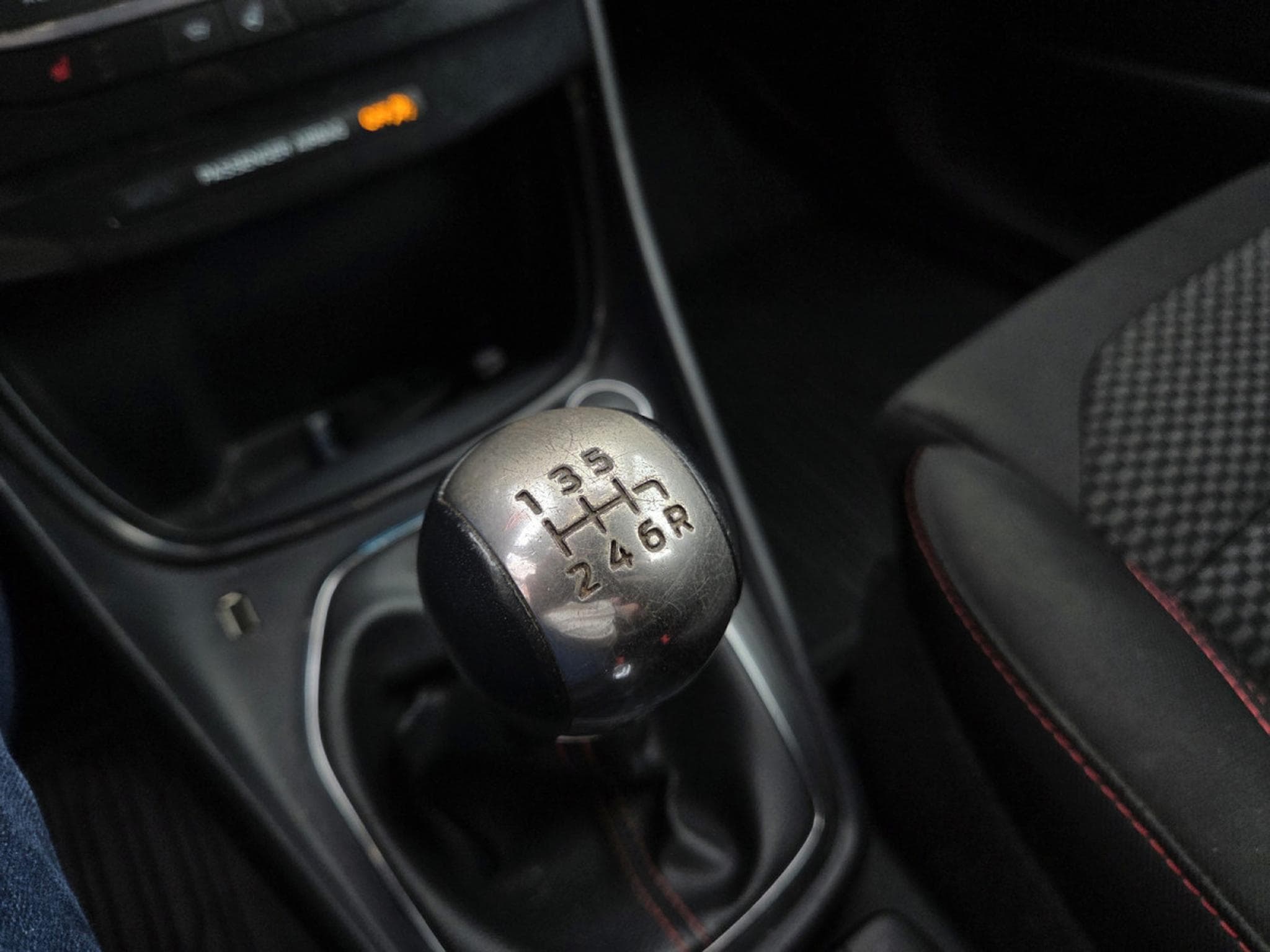 Ford Puma 1.0 ECOBOOST HYBRID 125CV ST-LINE (2021) - Photo 13