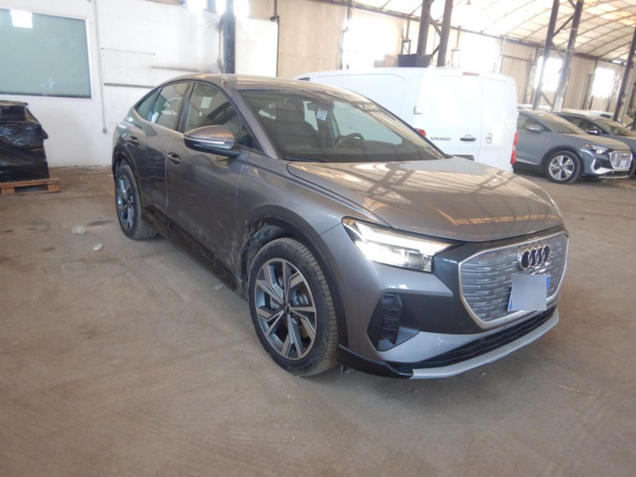 Audi Q4 e-tron Sportback 45 (2024) - Photo 2