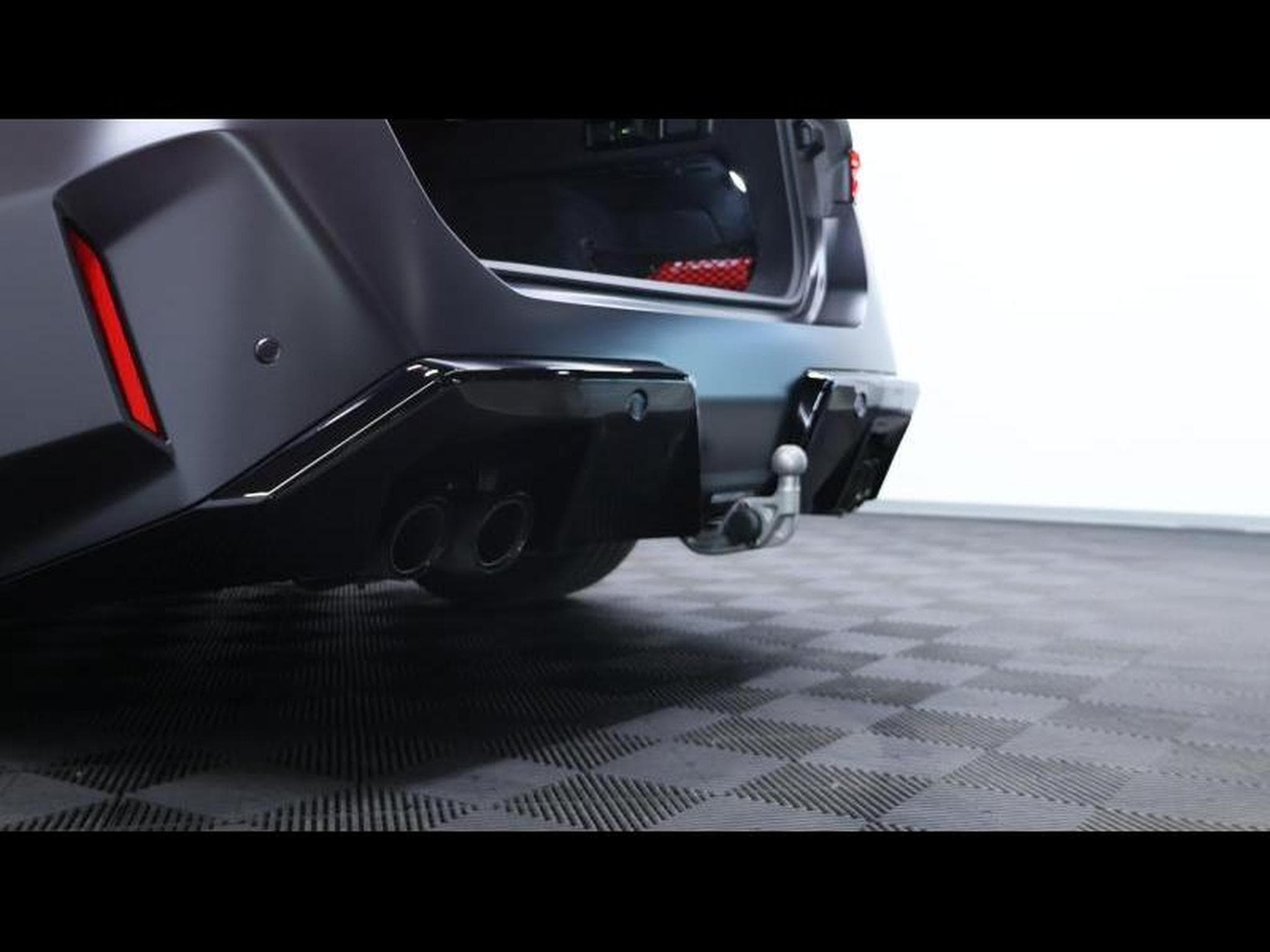 BMW M5 Touring 727 ch (2025) - Photo 10