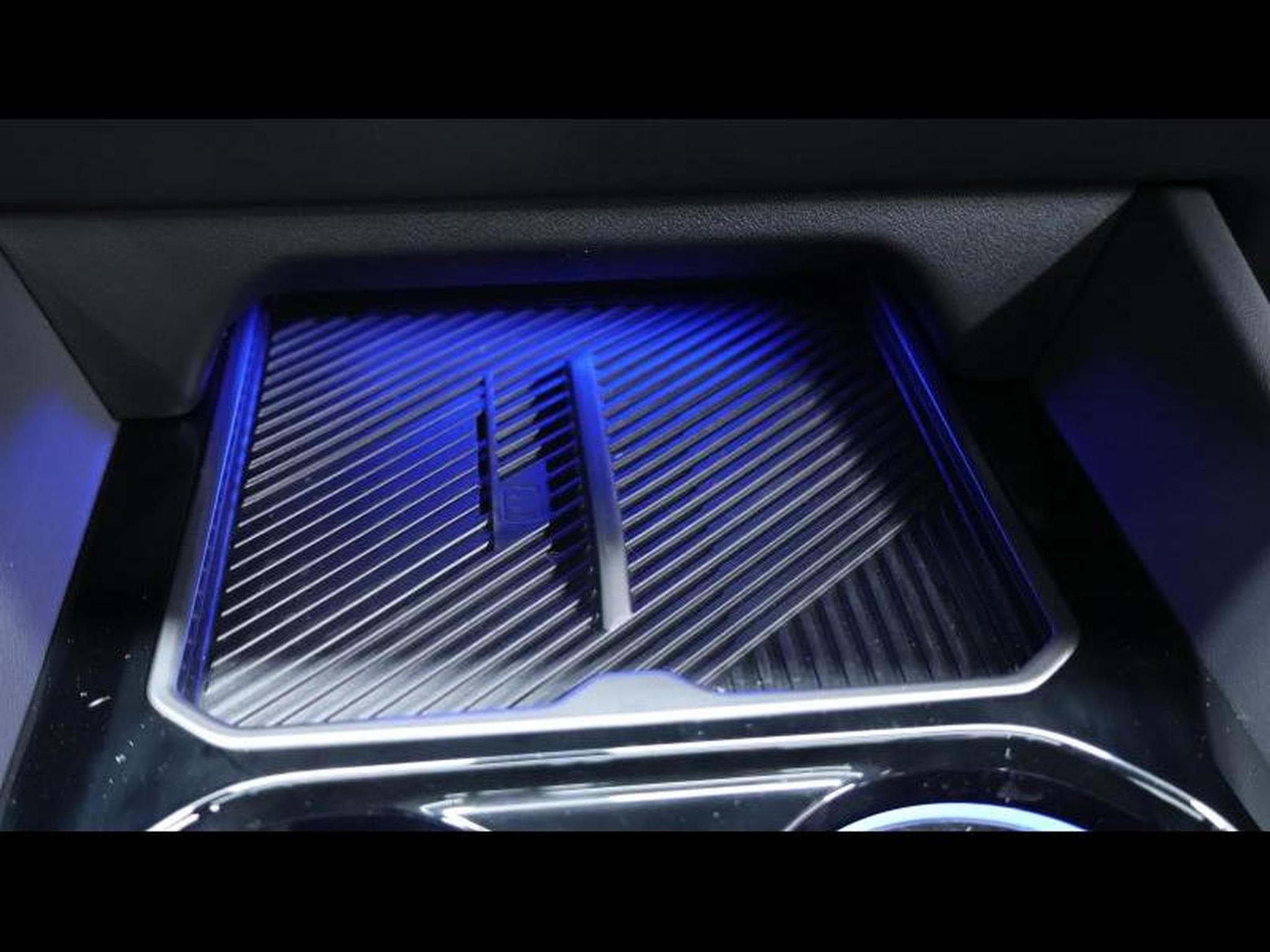 BMW M5 Touring 727 ch (2025) - Photo 21
