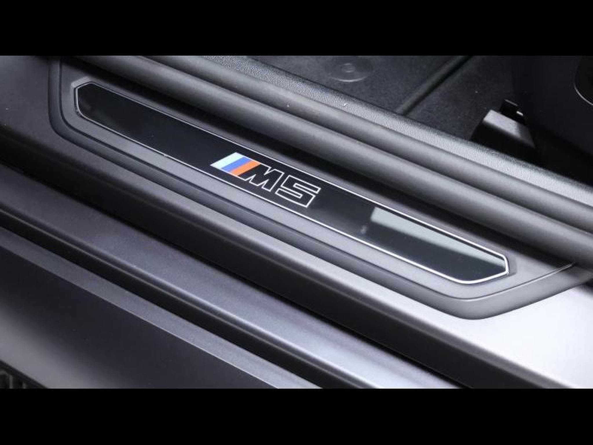 BMW M5 Touring 727 ch (2025) - Photo 35