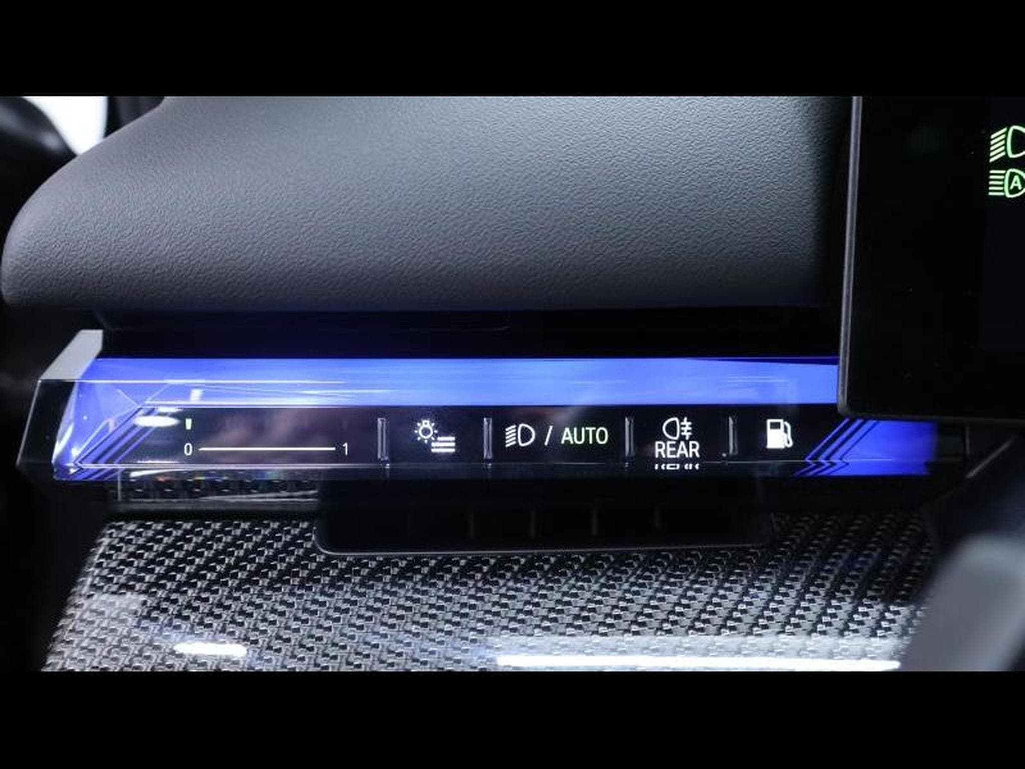 BMW M5 Touring 727 ch (2025) - Photo 36