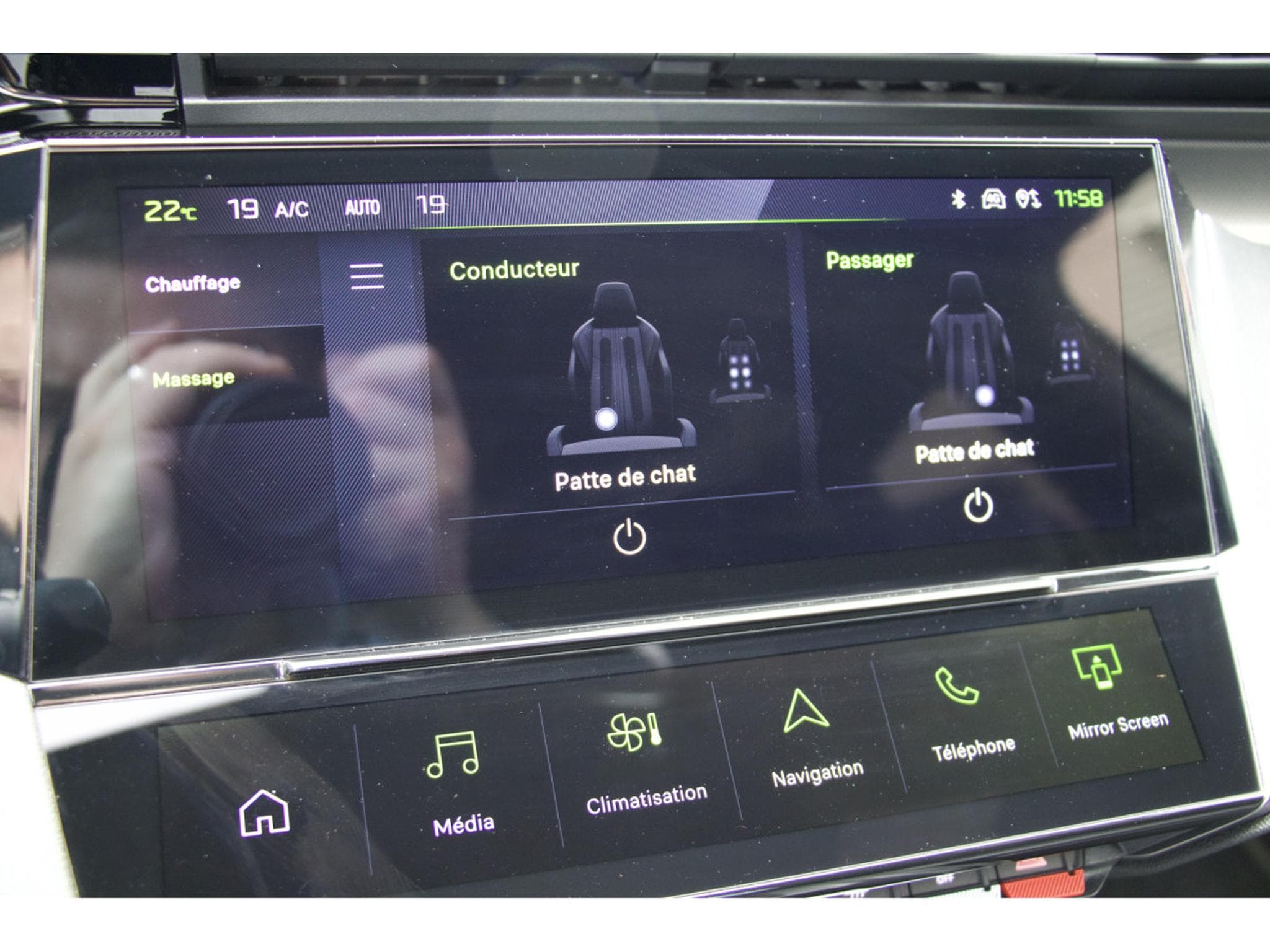 Peugeot 308 BlueHDi 130 EAT8 GT ACC 360° attelage - sièges massage (2024) - Photo 12