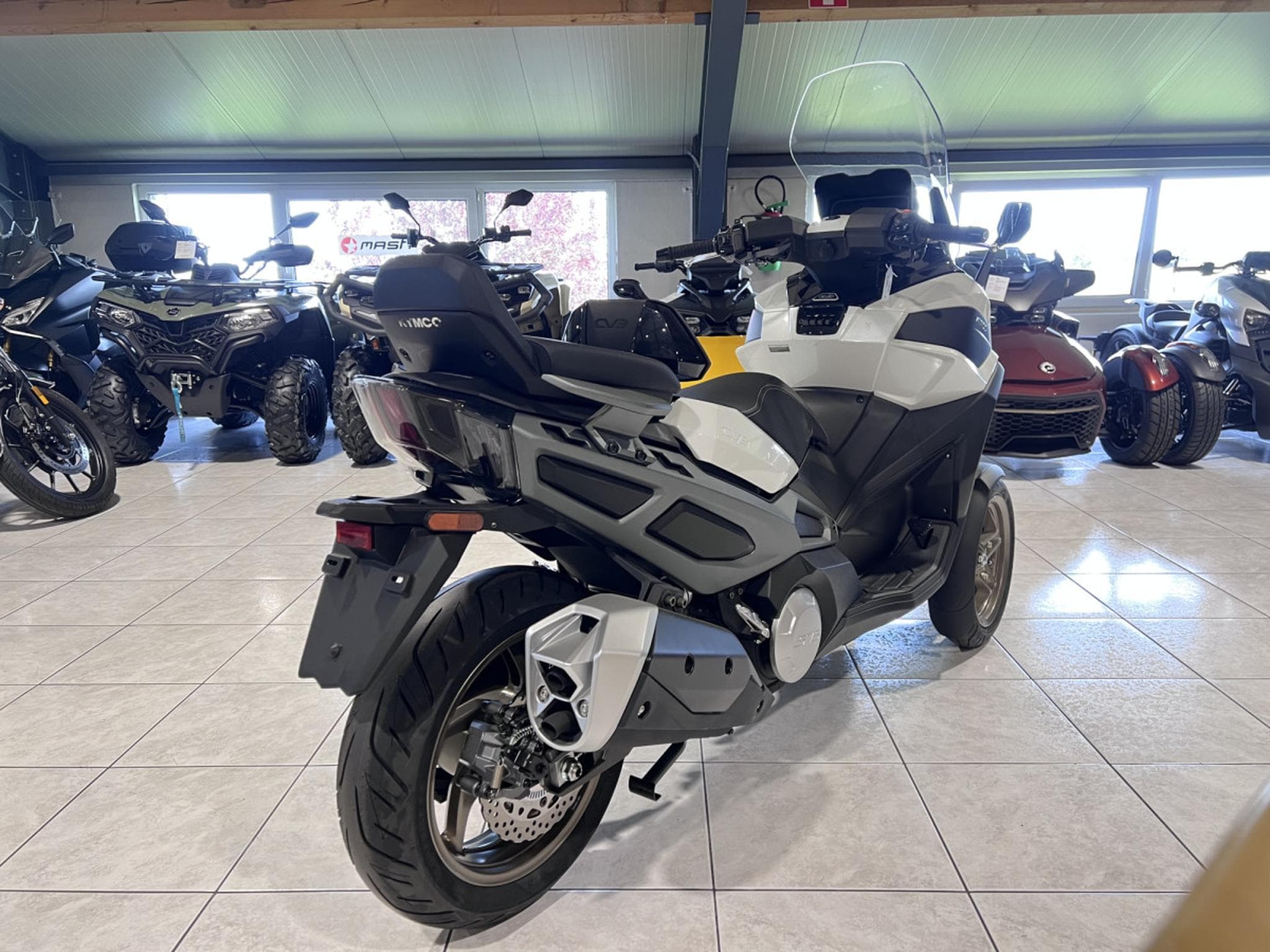 Kymco CV3 575 (2026) - Foto 2