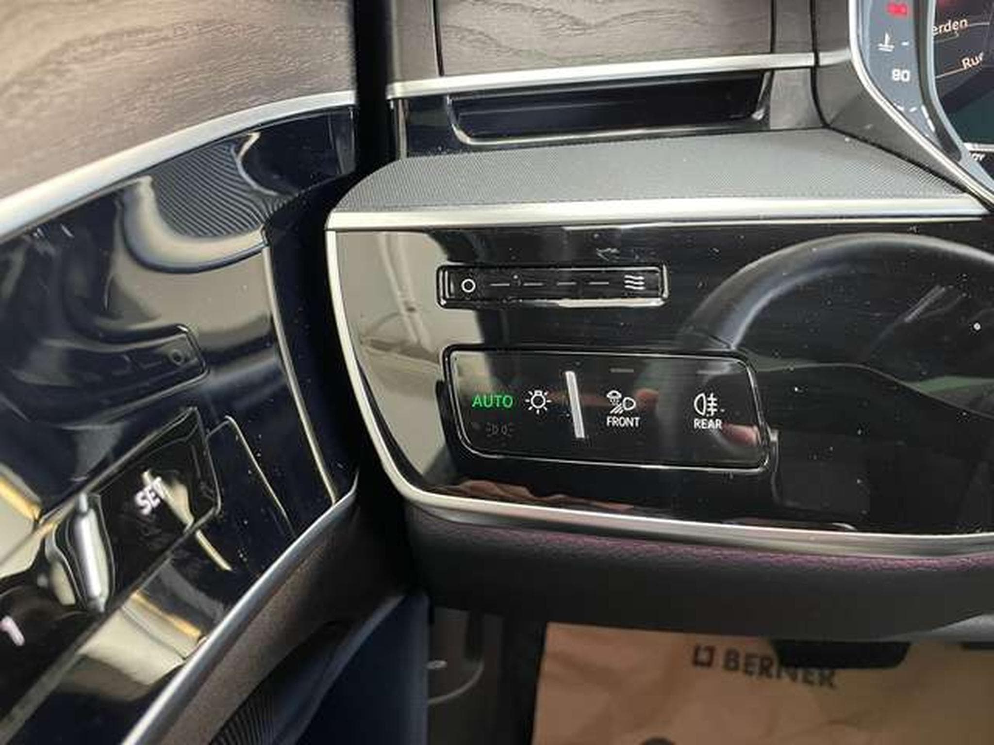 Audi A8 55 TFSI quattro JUSQU'A 36 MOIS DE GARANTIE (2022) - Photo 11