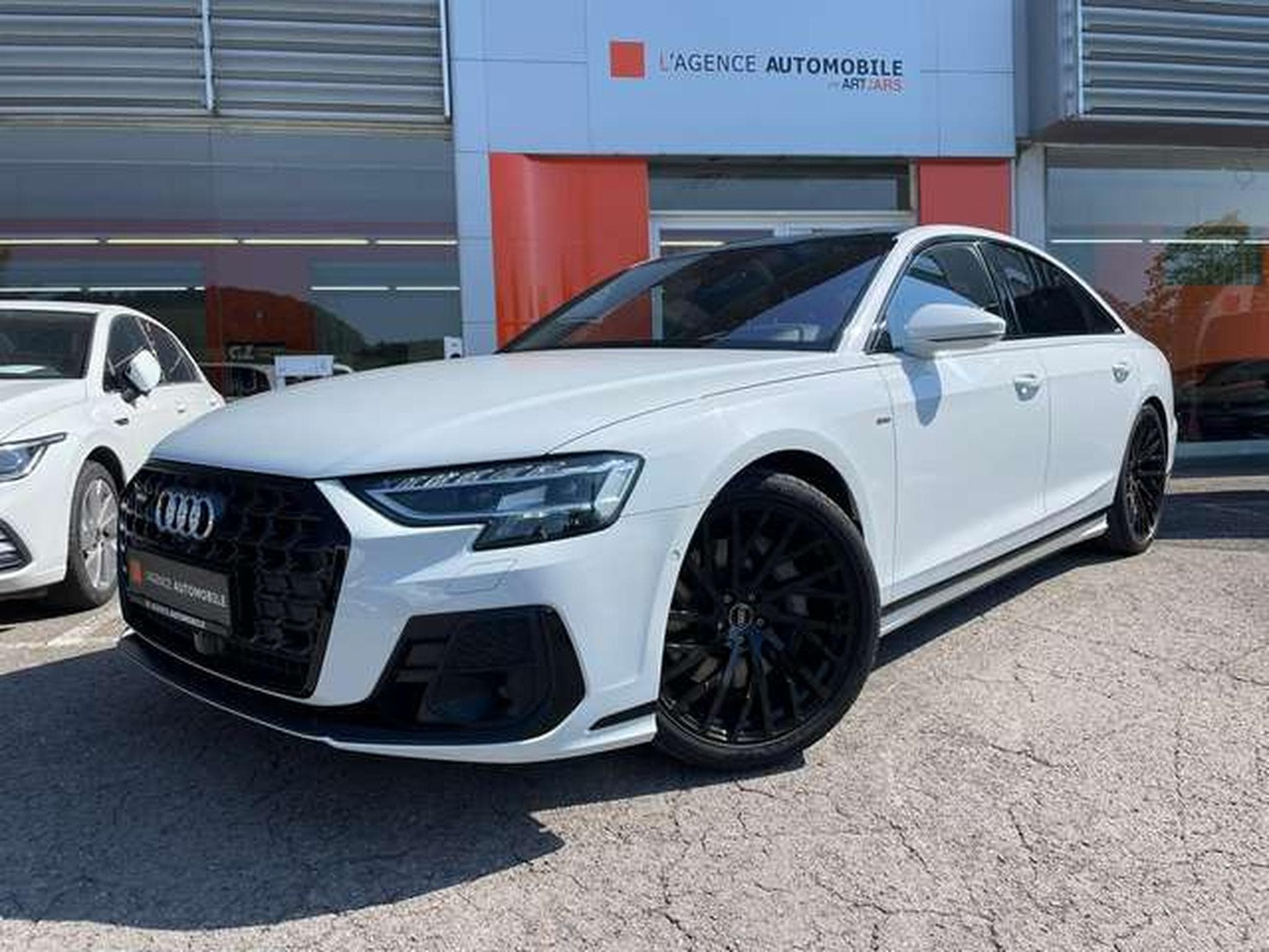 Audi A8 55 TFSI quattro JUSQU'A 36 MOIS DE GARANTIE (2022) - Photo 2
