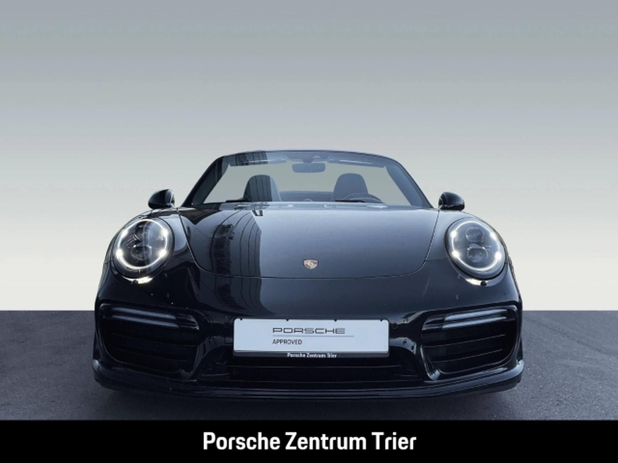 Porsche 991 -2 (911) Turbo S Cabriolet (2016) - Photo 6