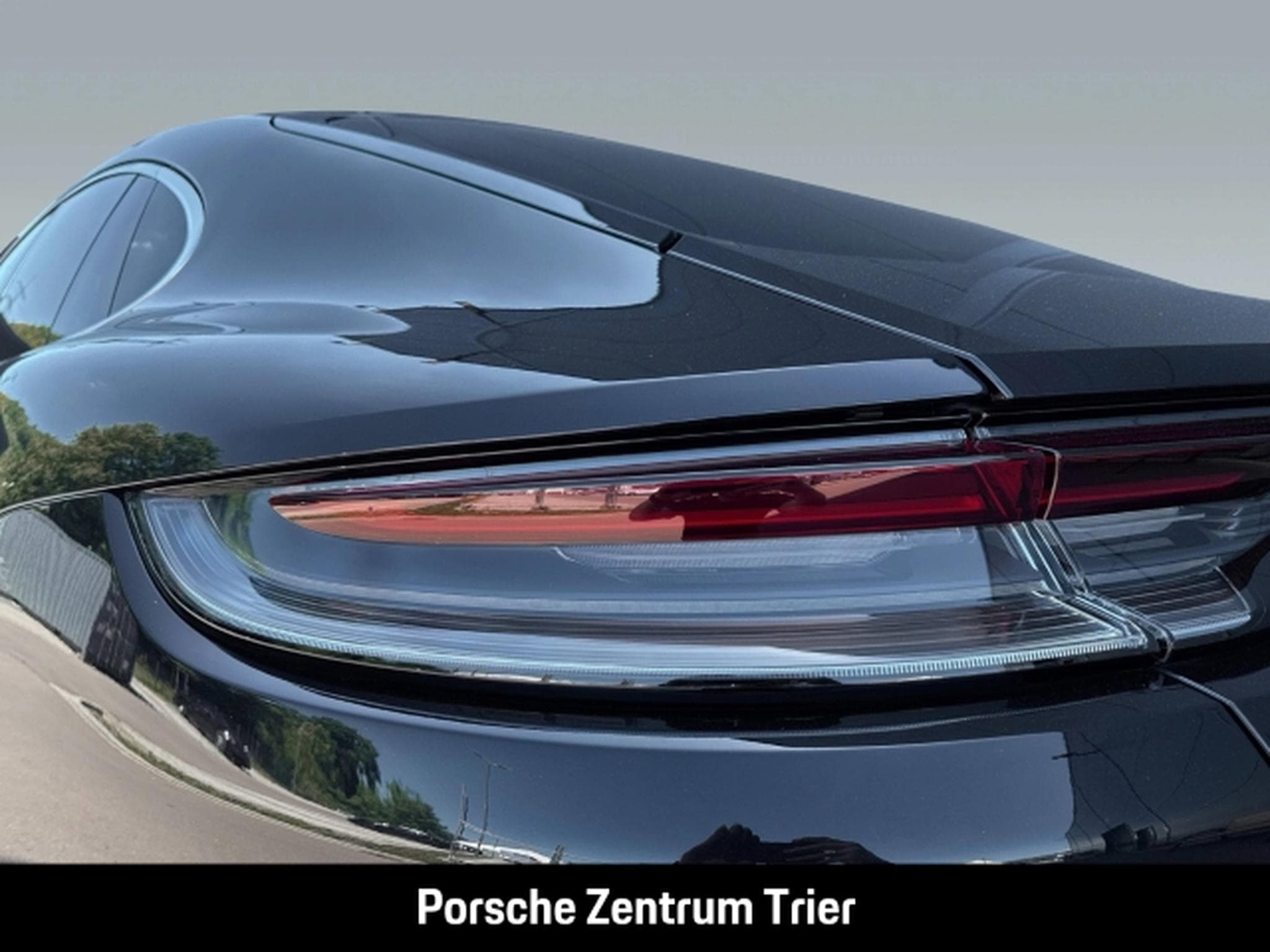 Porsche Panamera S (2022) - Photo 12