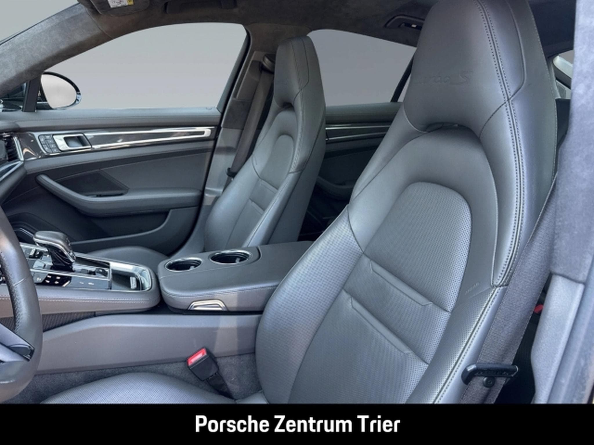 Porsche Panamera S (2022) - Photo 5