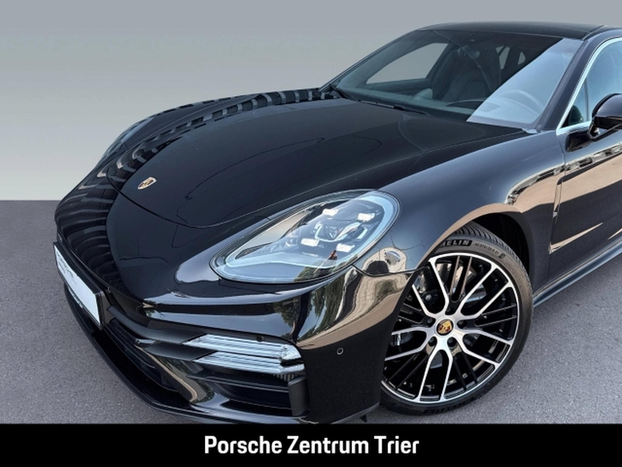 Porsche Panamera S (2022) - Photo 9