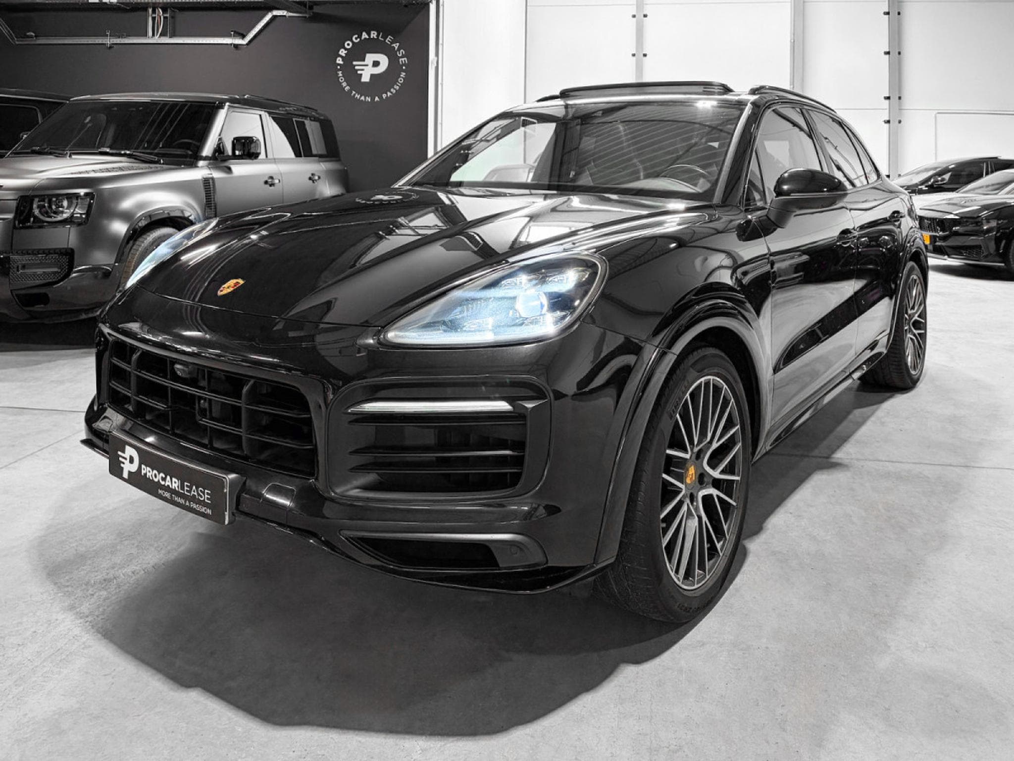 Porsche Cayenne 3.0 V6/PANORAMA/KAMERA/ (2018) - Foto 1