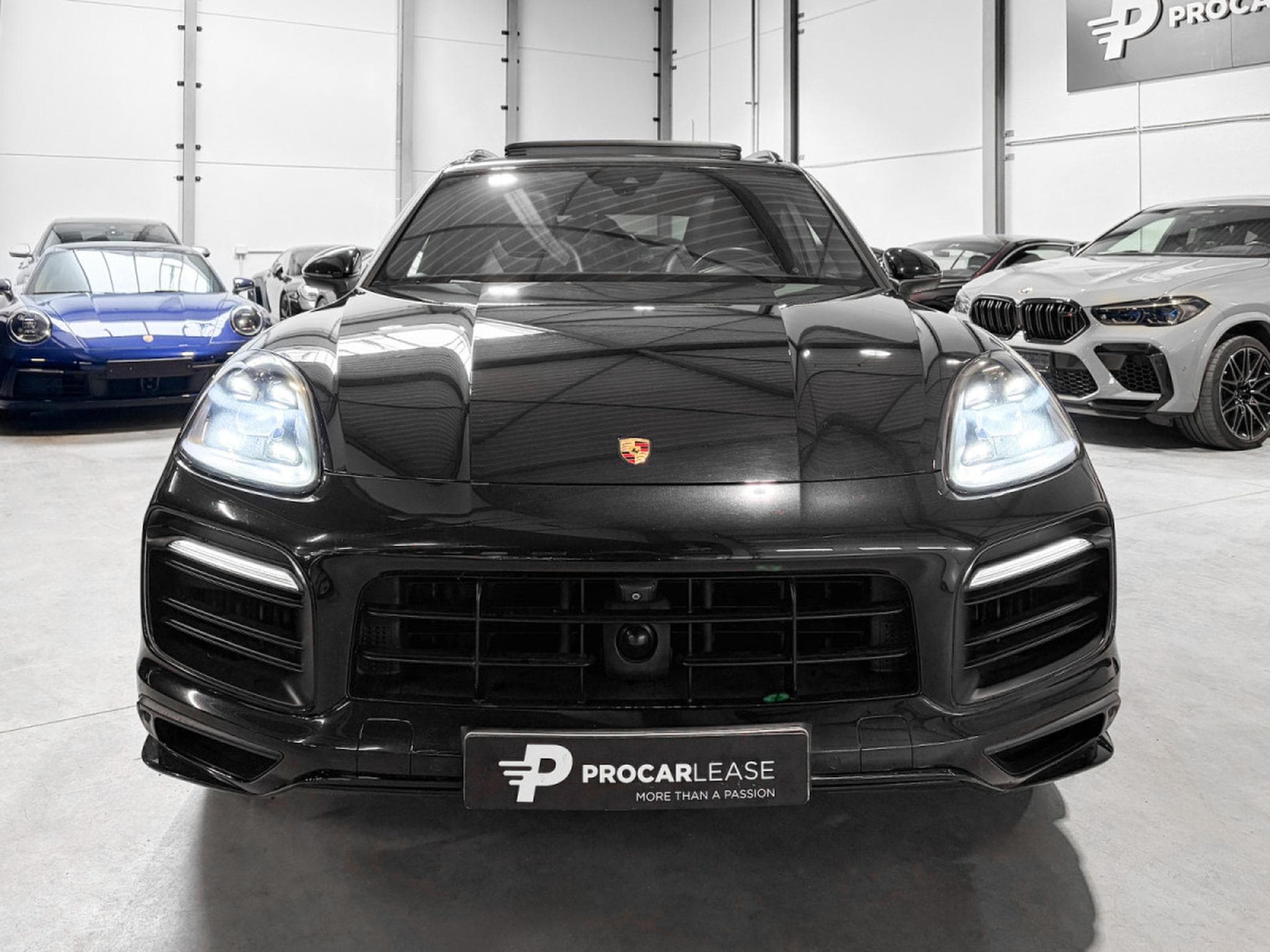 Porsche Cayenne 3.0 V6/PANORAMA/KAMERA/ (2018) - Foto 2
