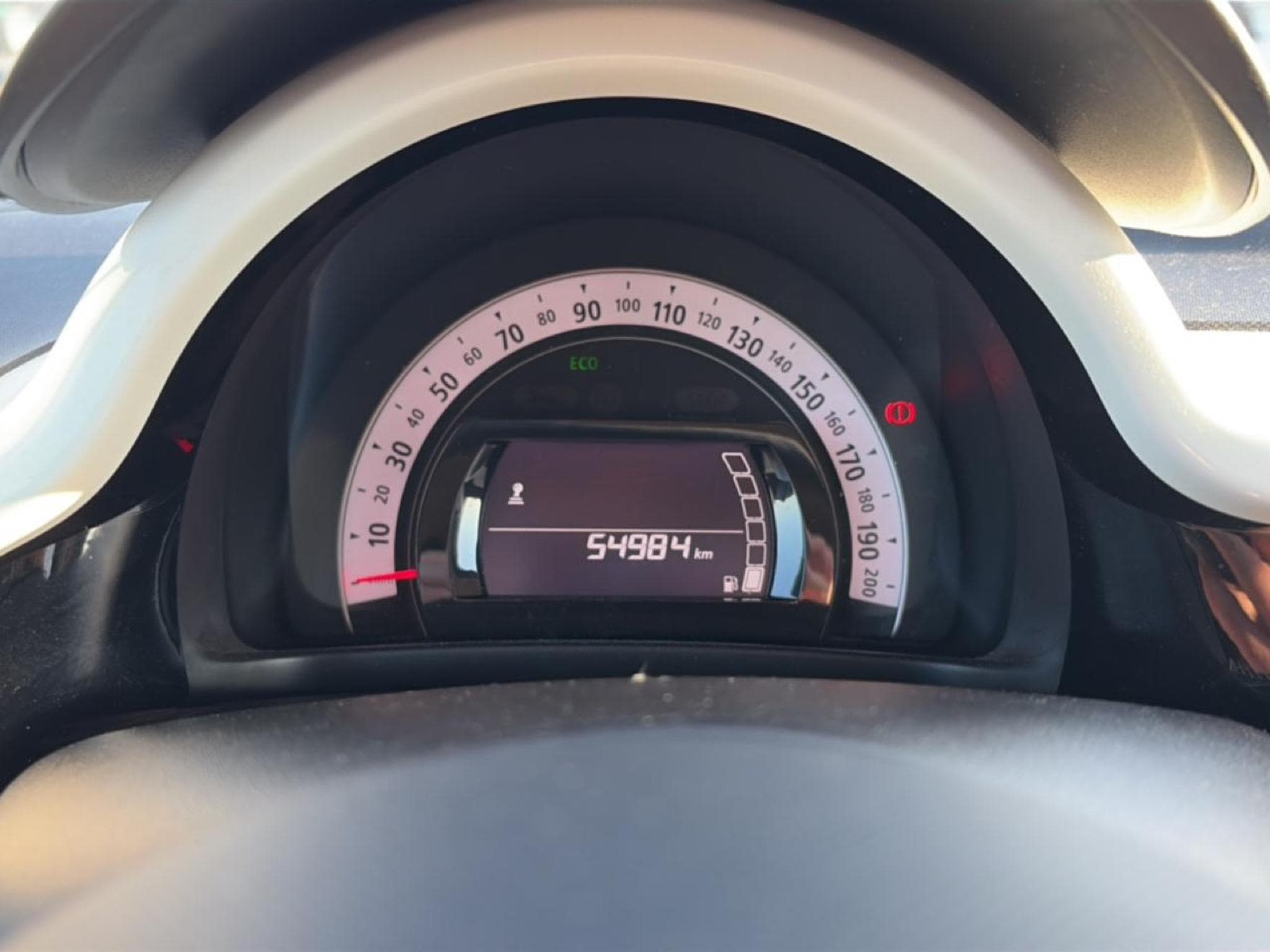 Renault TWINGO III 0.9 TCE 90 ENERGY INTENS (2017) - Photo 12