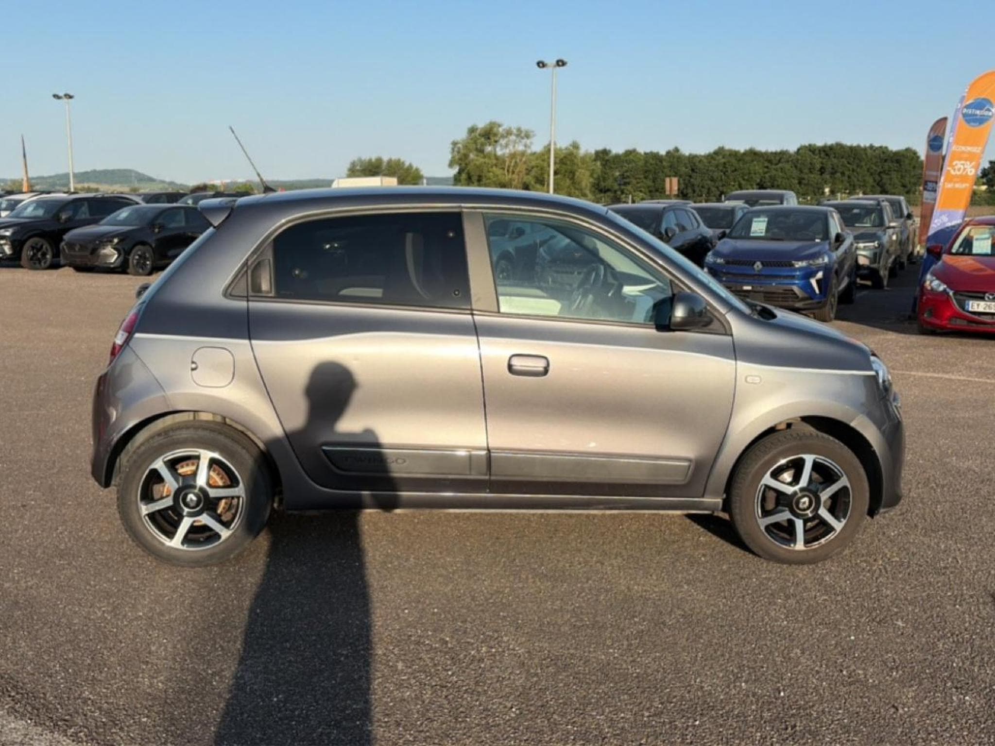 Renault TWINGO III 0.9 TCE 90 ENERGY INTENS (2017) - Photo 4