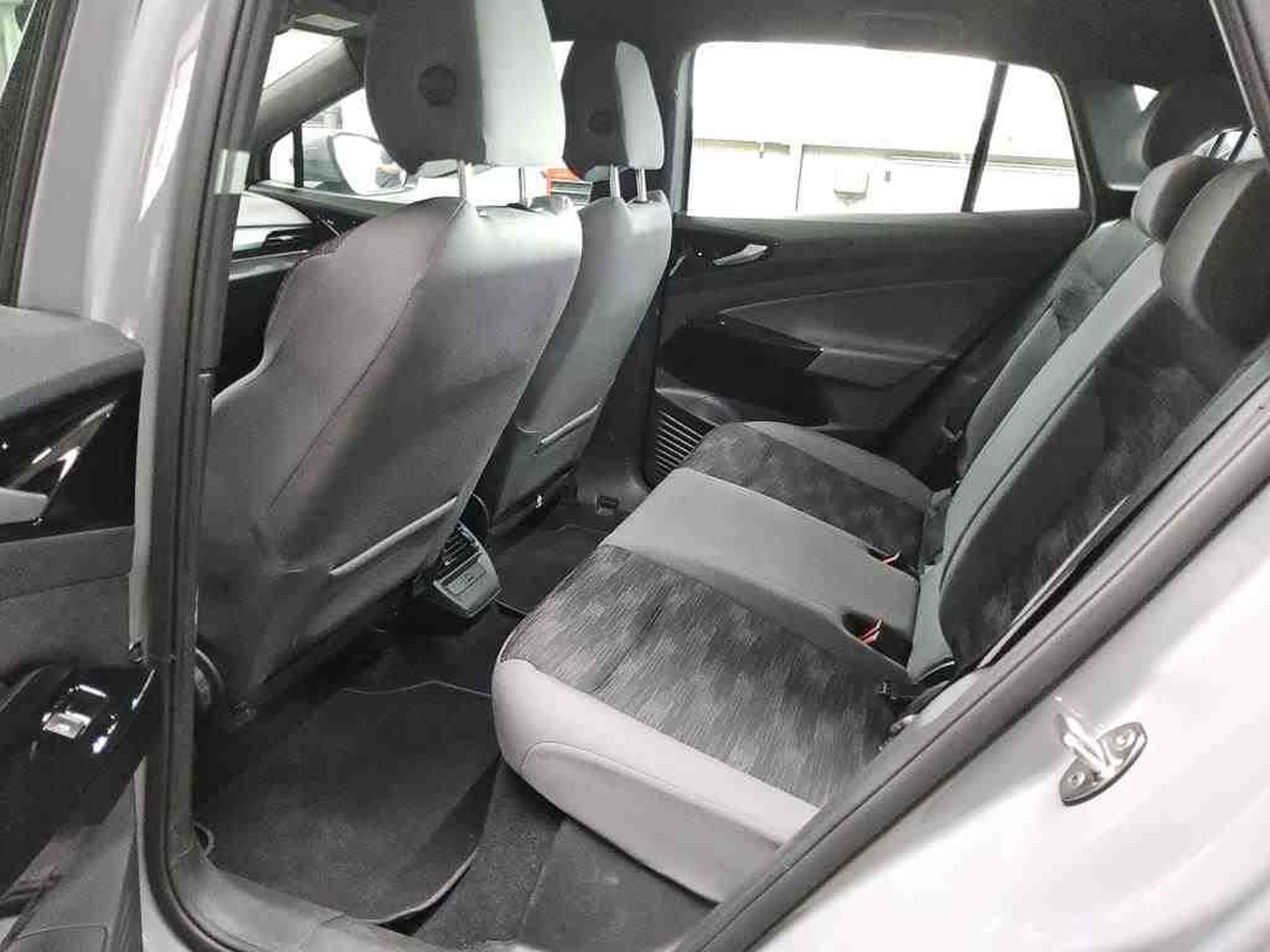VW ID.4 Pro (2024) - Photo 12