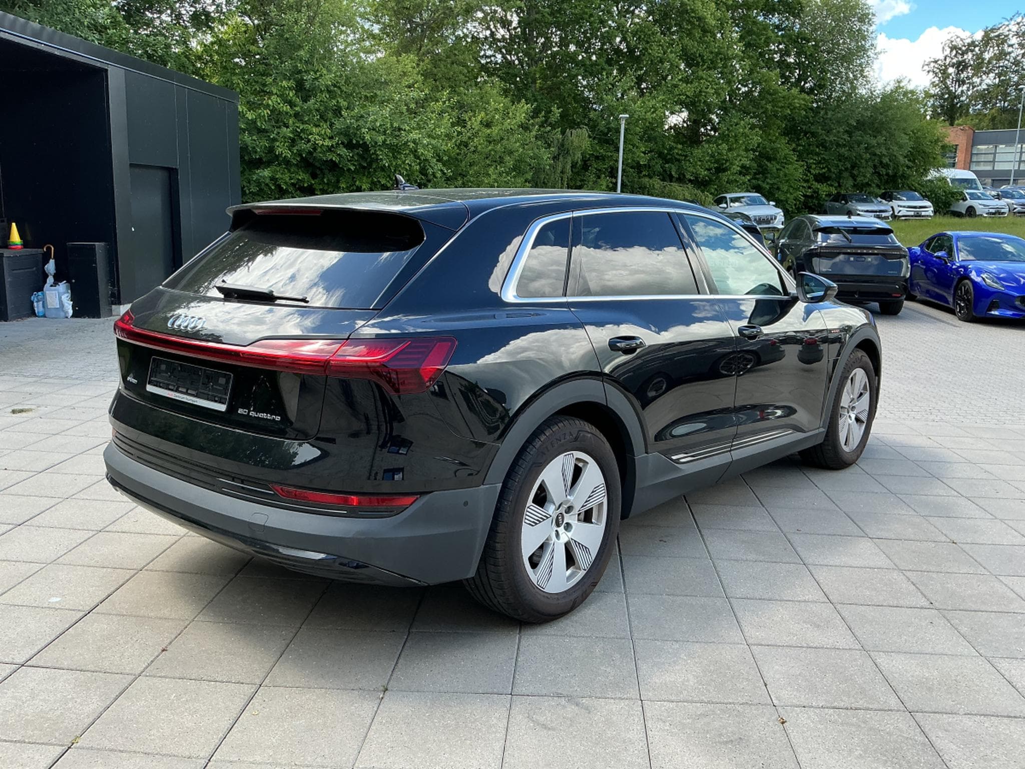 Audi e-tron Standard (2022) - Photo 3