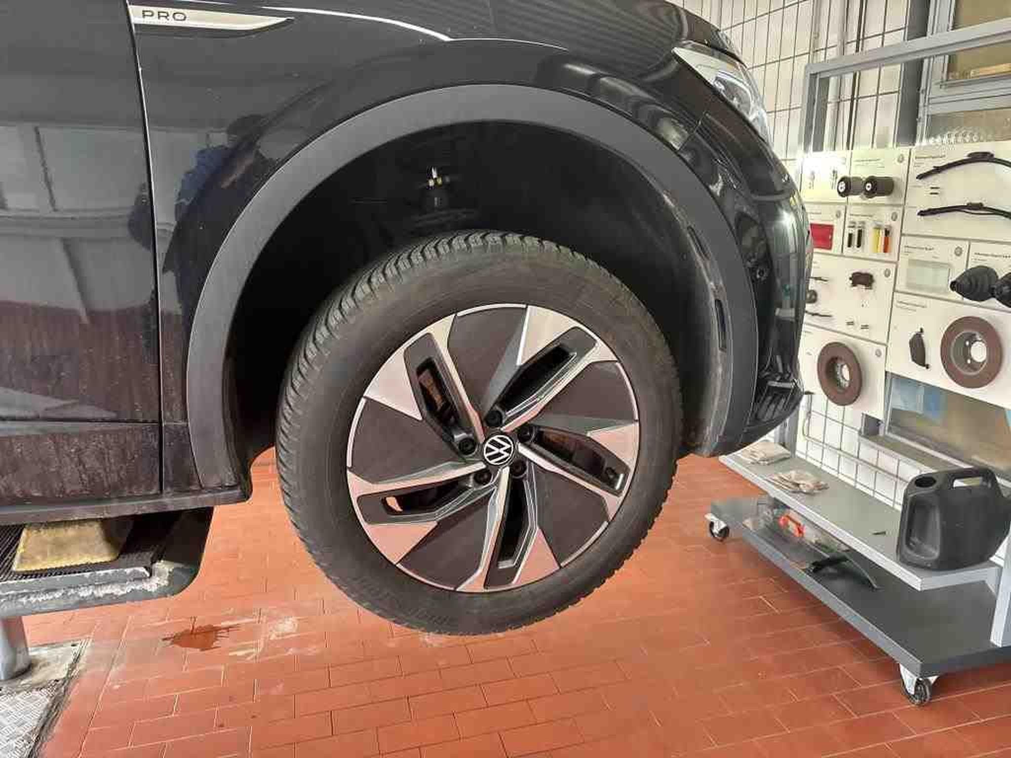 VW ID.5 Pro Performance (2023) - Photo 18