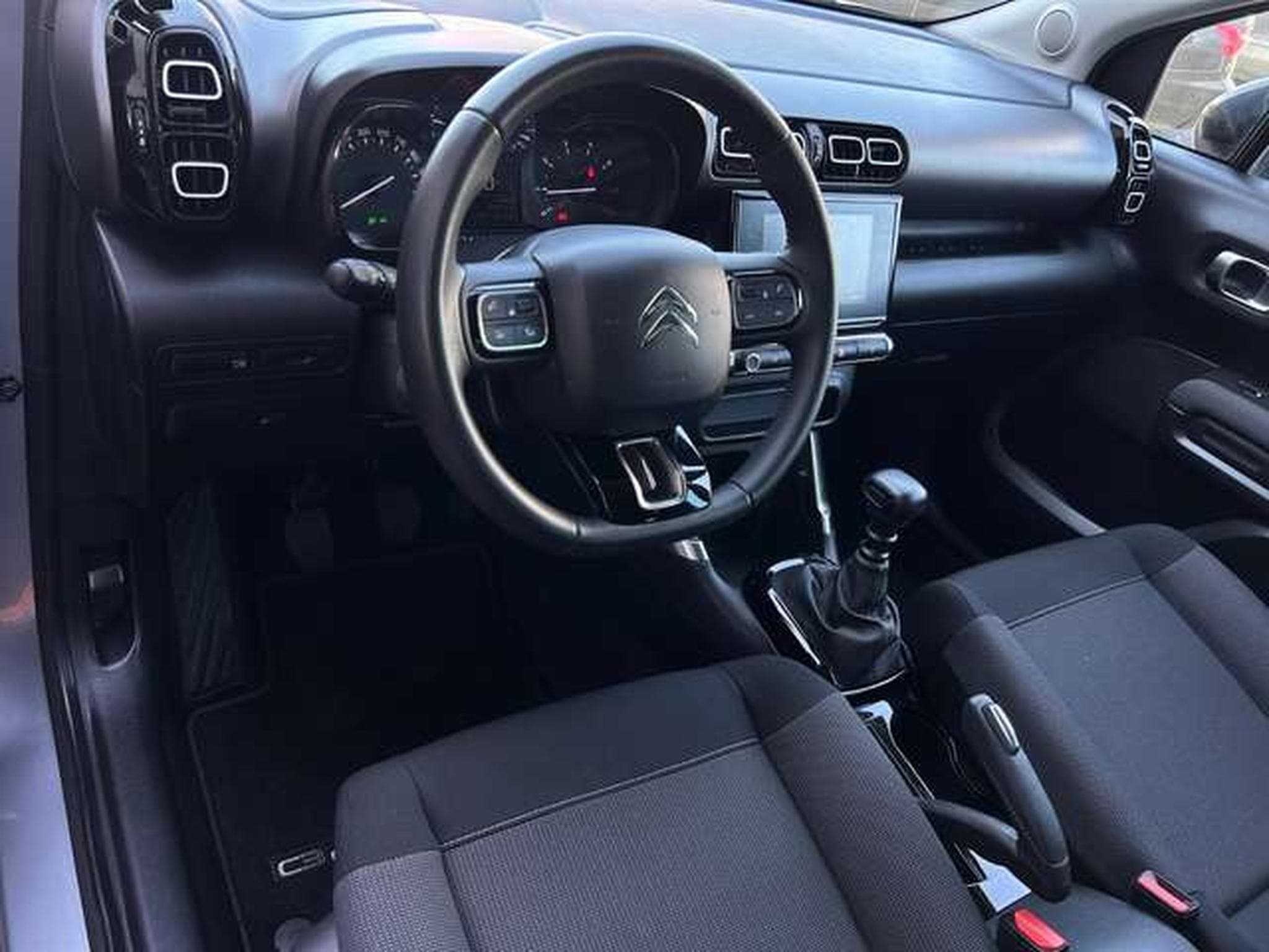 Citroen C3 Aircross 1.5 HDI 110 Feel (2024) - Photo 12