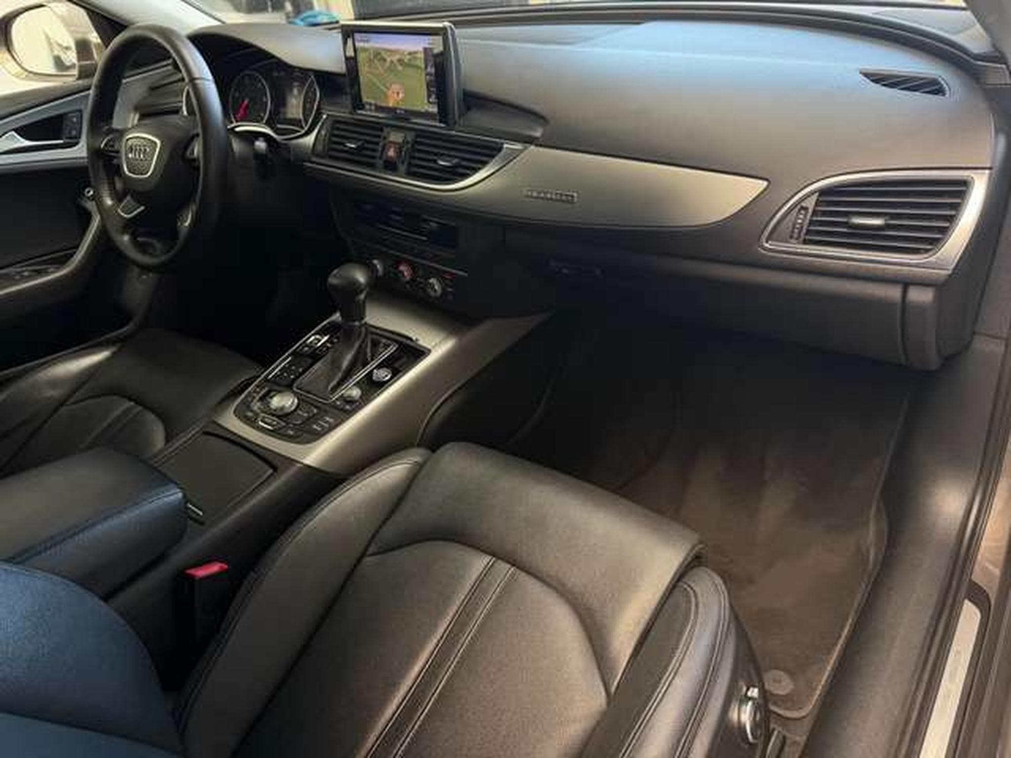 Audi A6 3.0 TDI 204 QUATTRO (2014) - Photo 15