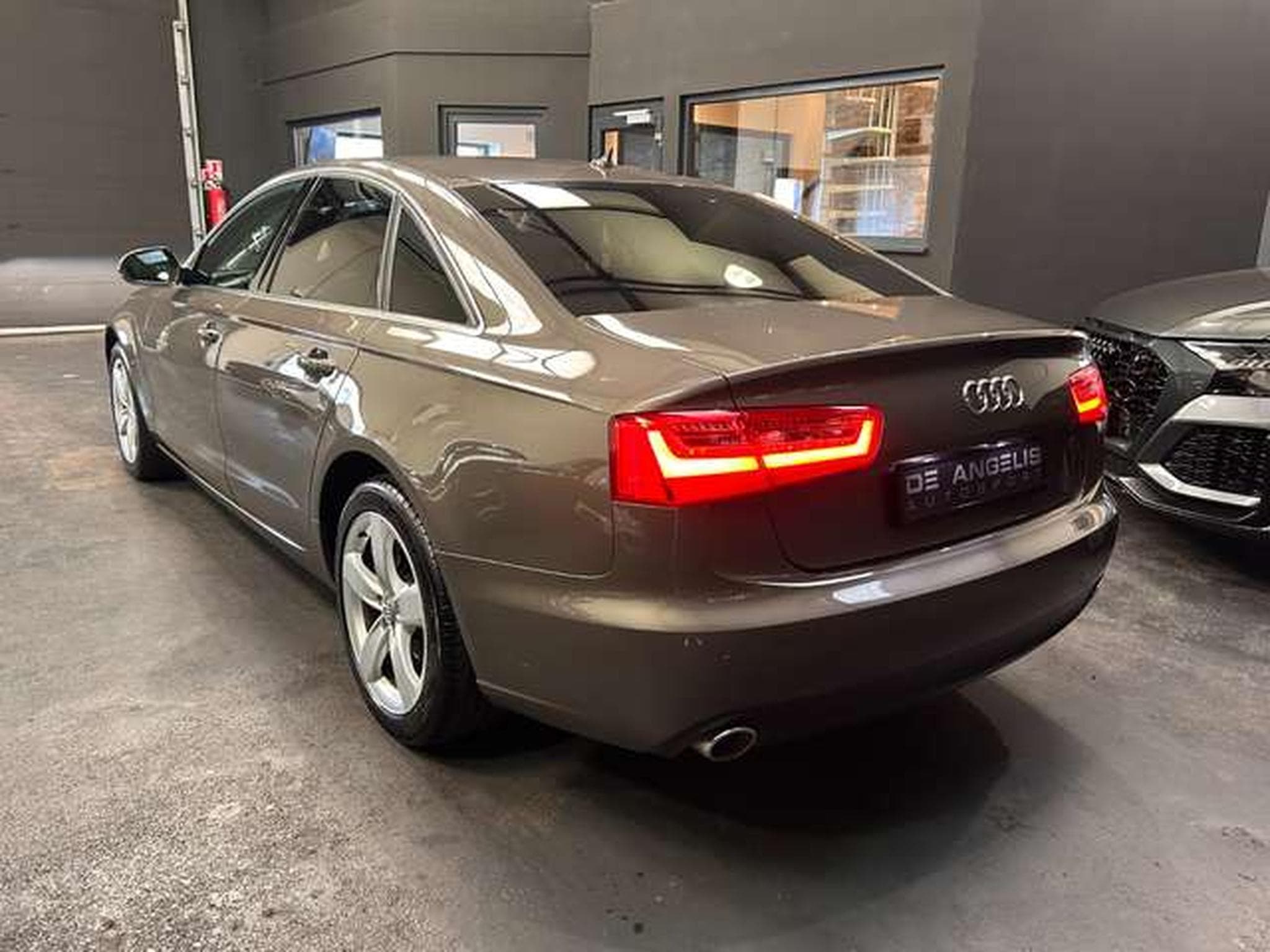 Audi A6 3.0 TDI 204 QUATTRO (2014) - Photo 6
