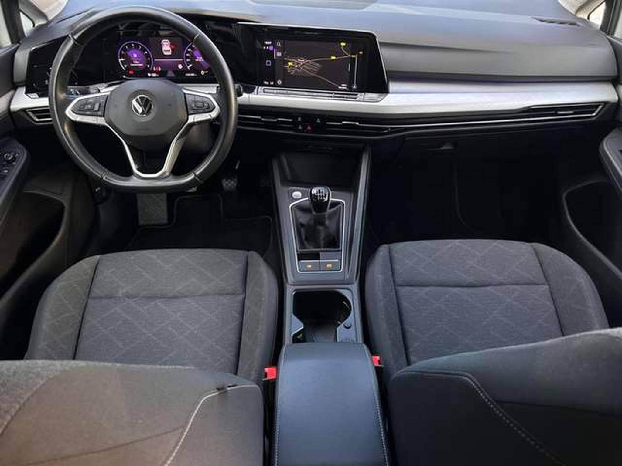 VW Golf 1.0 TSI 110 LIFE (2023) - Photo 3